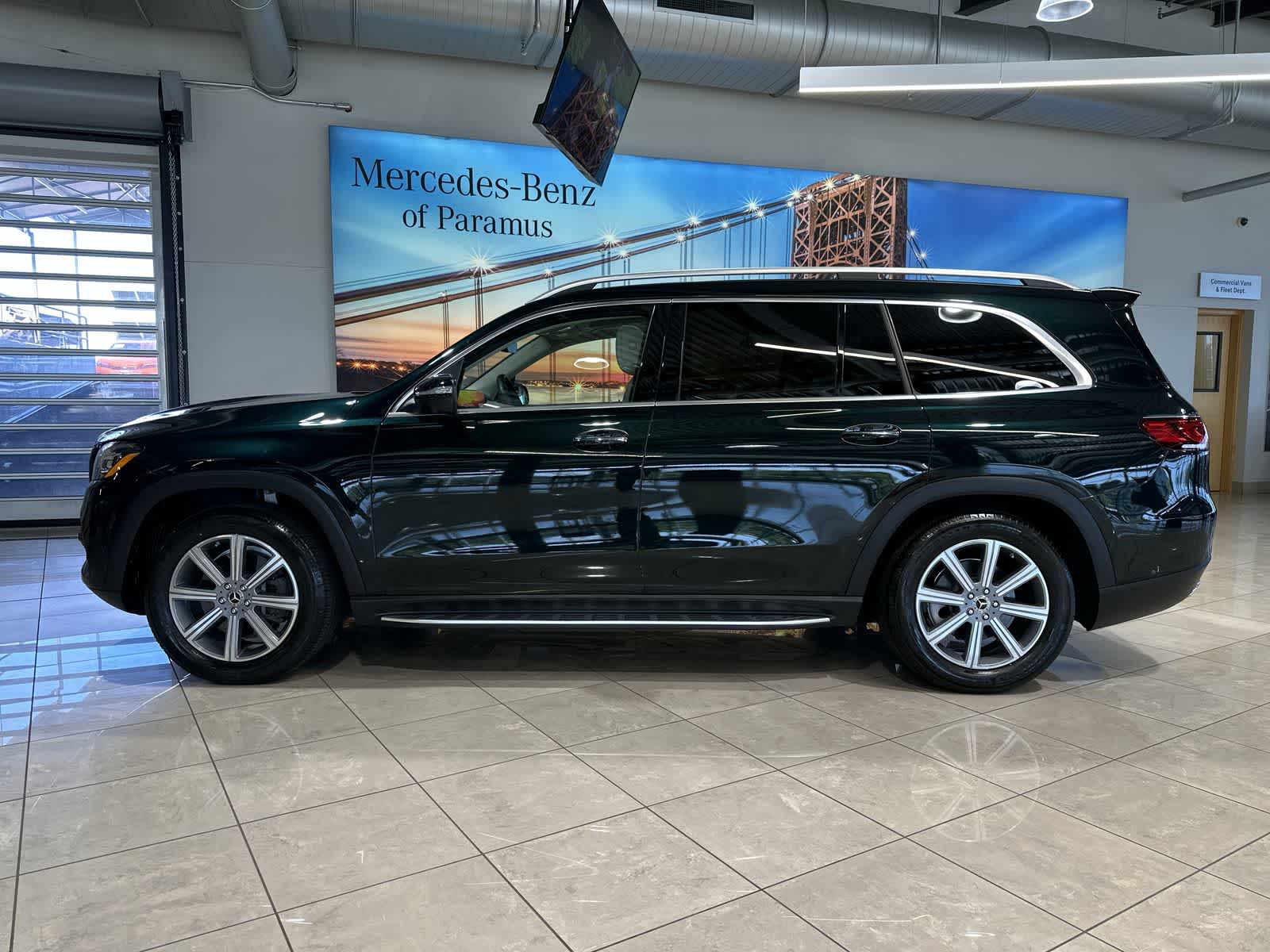 Thumbnail: 2022 Mercedes-Benz GLS - 15