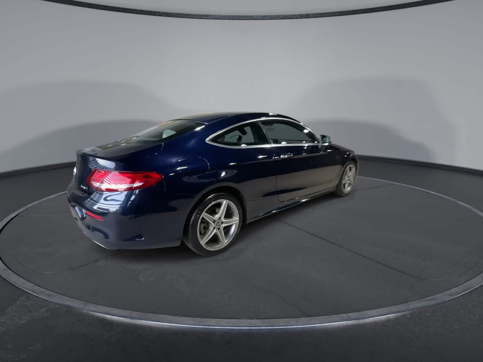 Thumbnail: 2017 Mercedes-Benz C-Class - 12