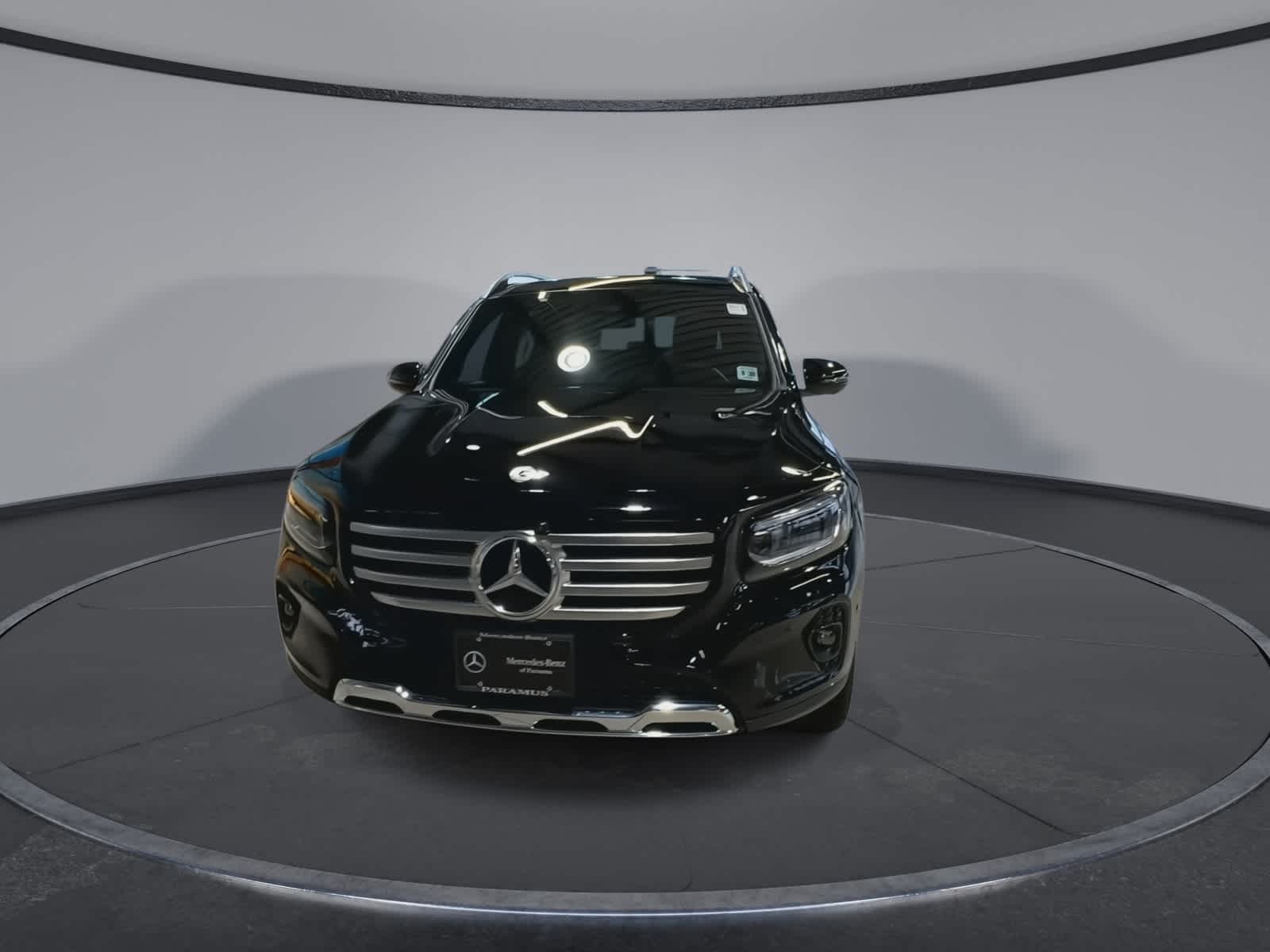 Thumbnail: 2025 Mercedes-Benz GLB - 4
