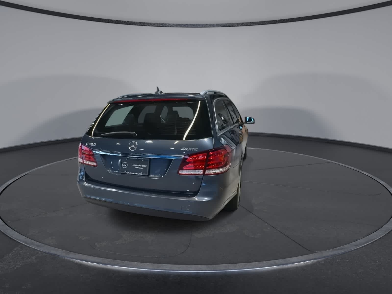 Thumbnail: 2015 Mercedes-Benz E-Class - 10