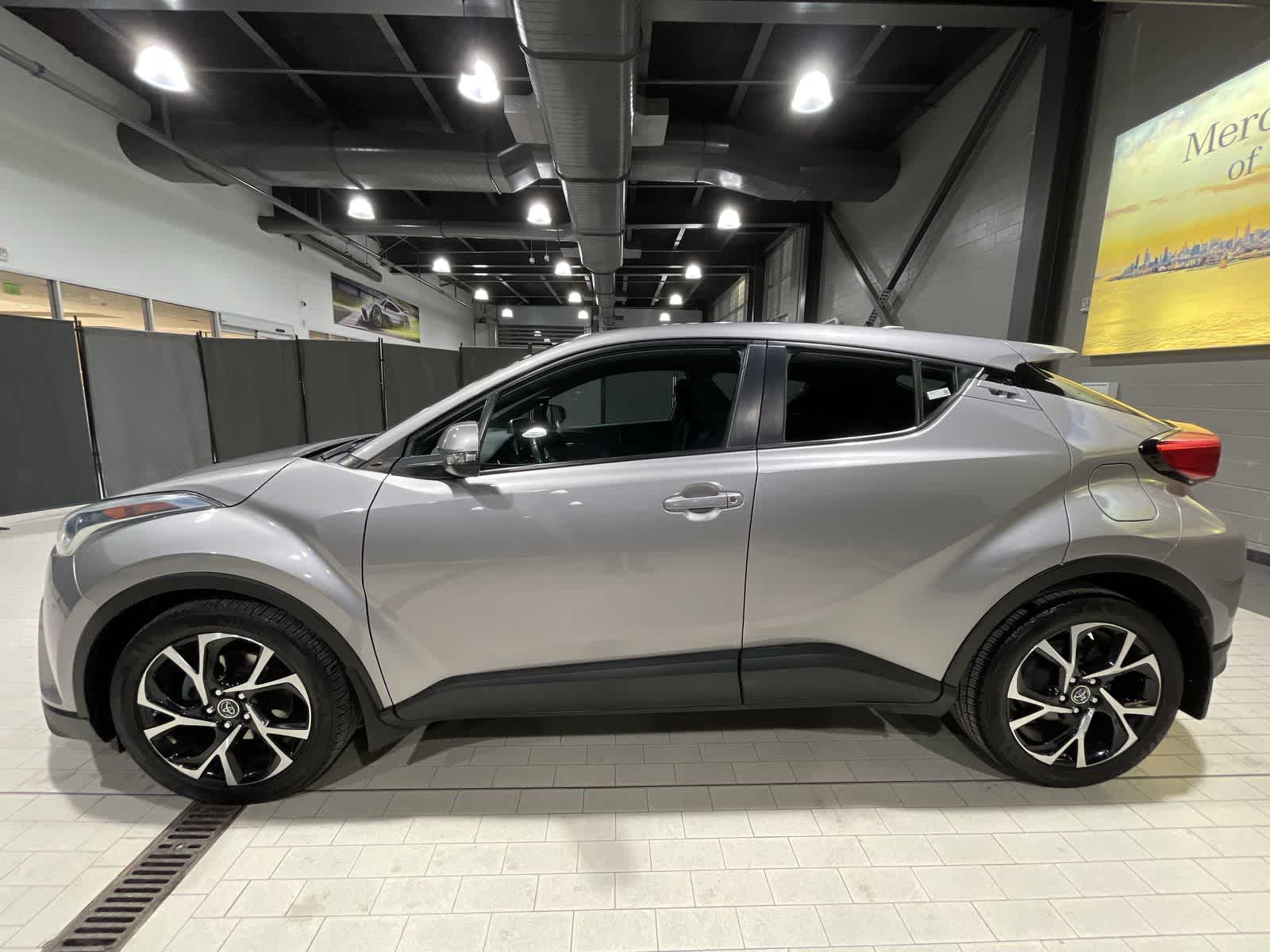 Thumbnail: 2019 Toyota C-HR - 15