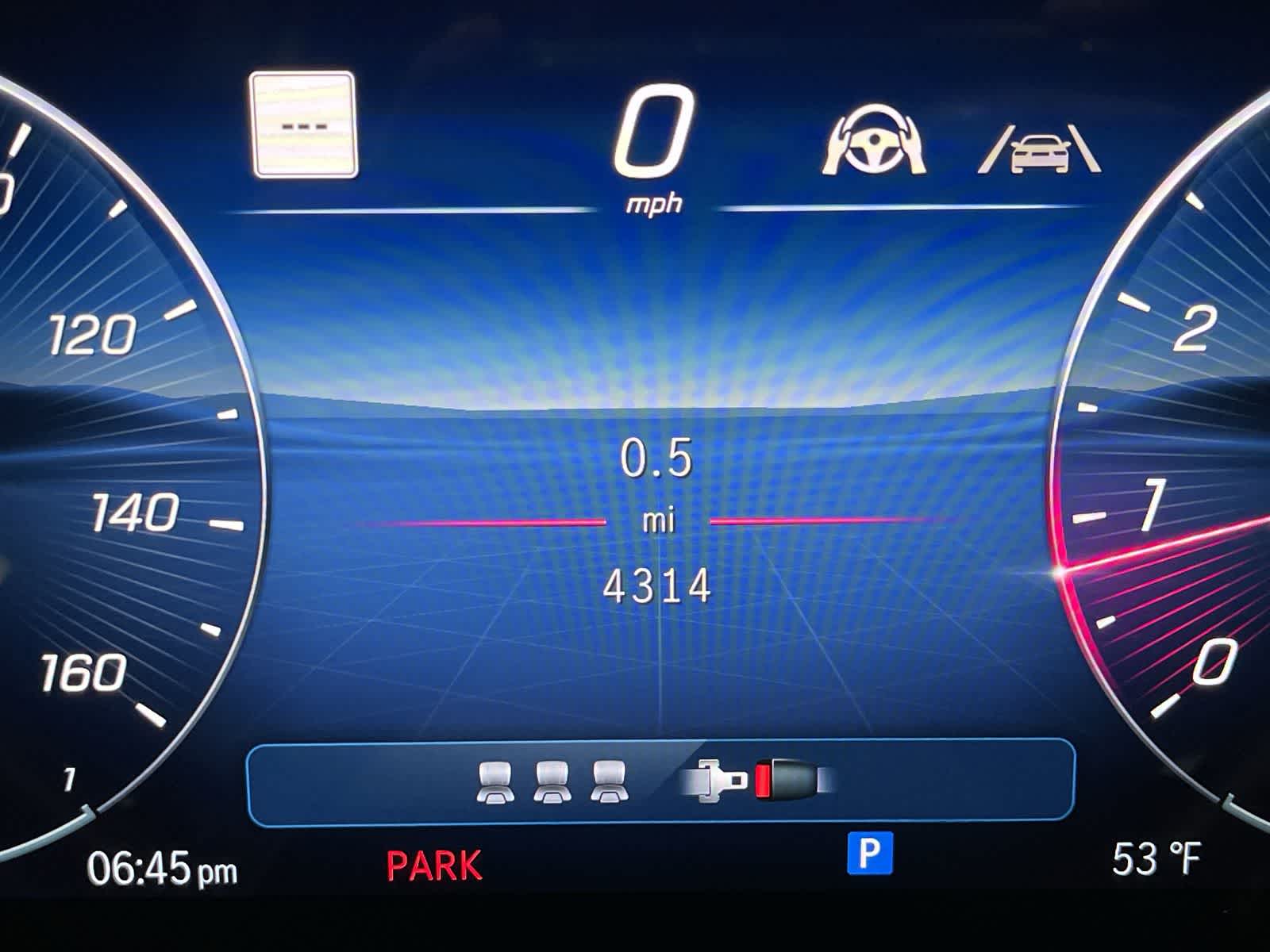 Thumbnail: 2025 Mercedes-Benz GLC - 30