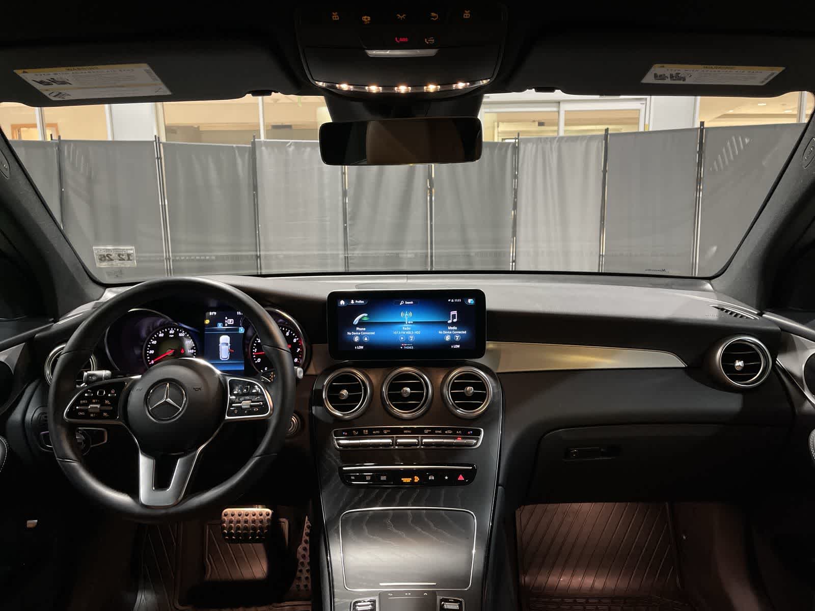 Thumbnail: 2022 Mercedes-Benz GLC - 22