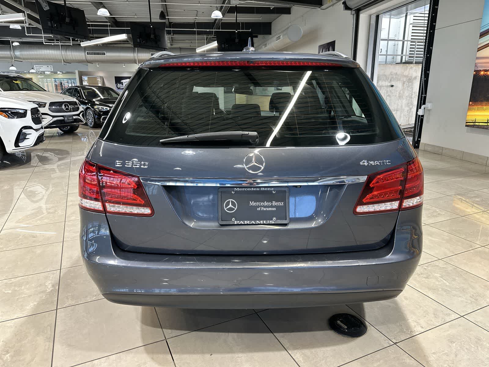 Thumbnail: 2015 Mercedes-Benz E-Class - 17