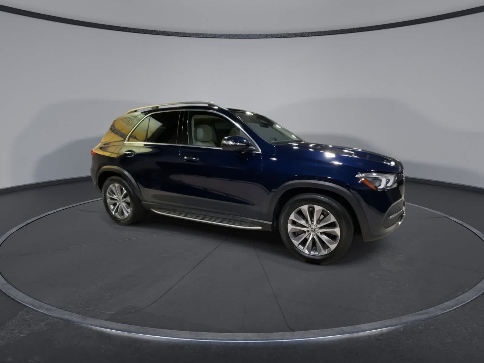 Thumbnail: 2022 Mercedes-Benz GLE - 2