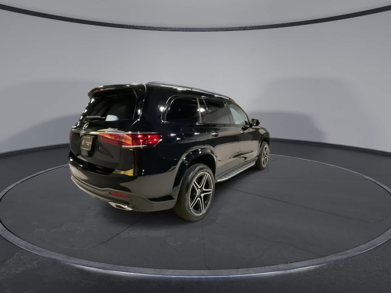 Thumbnail: 2022 Mercedes-Benz GLS - 11