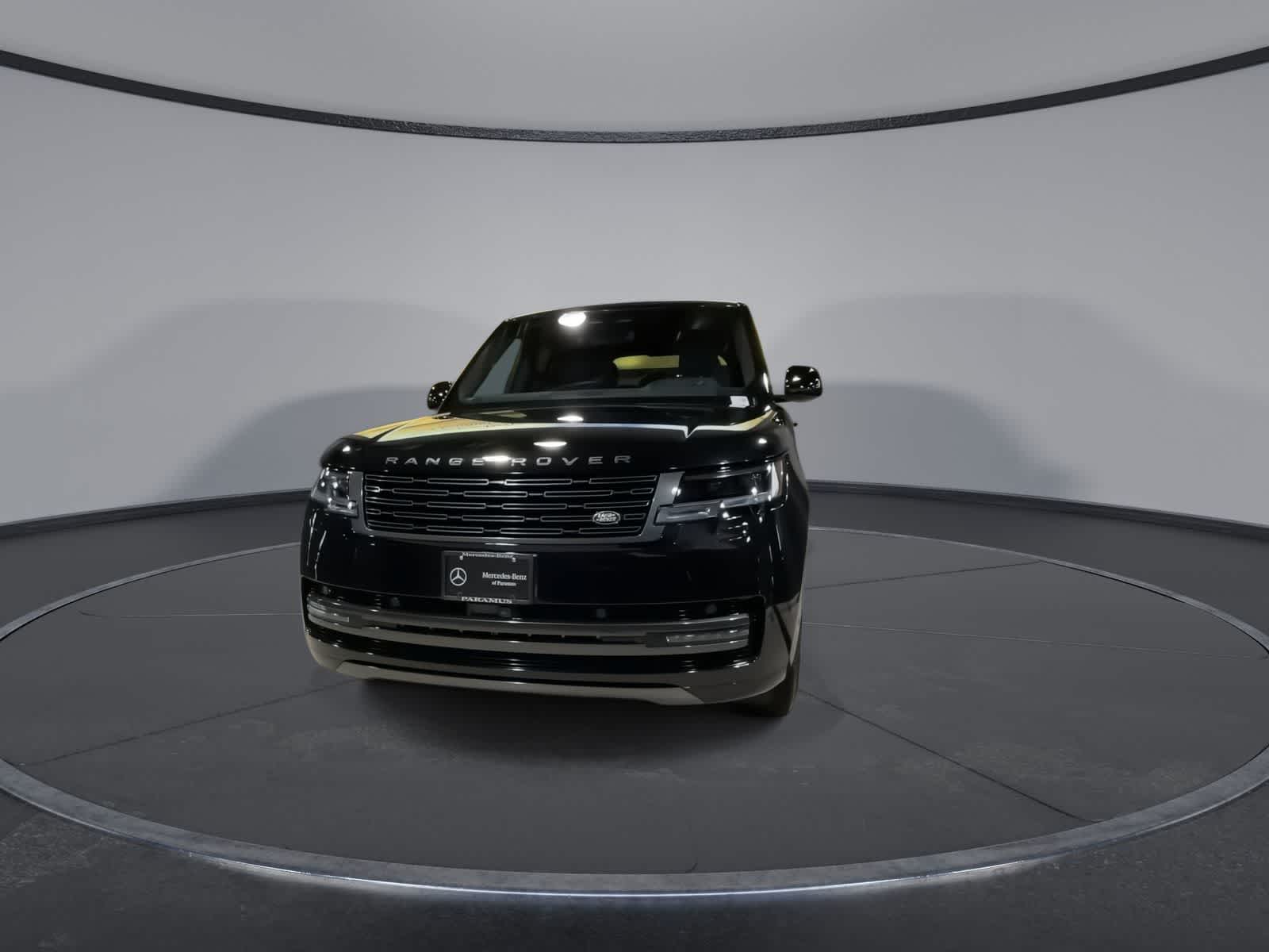 Thumbnail: 2023 Land Rover Range Rover - 5