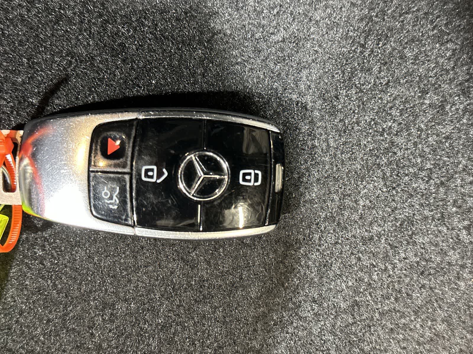 Thumbnail: 2022 Mercedes-Benz E-Class - 32