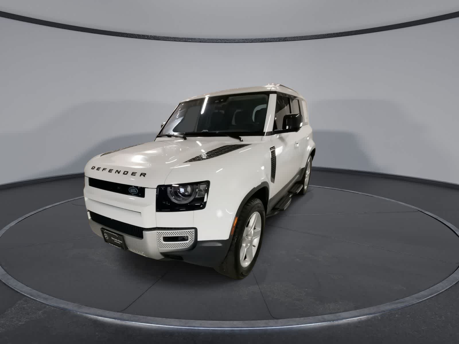 Thumbnail: 2020 Land Rover Defender - 6