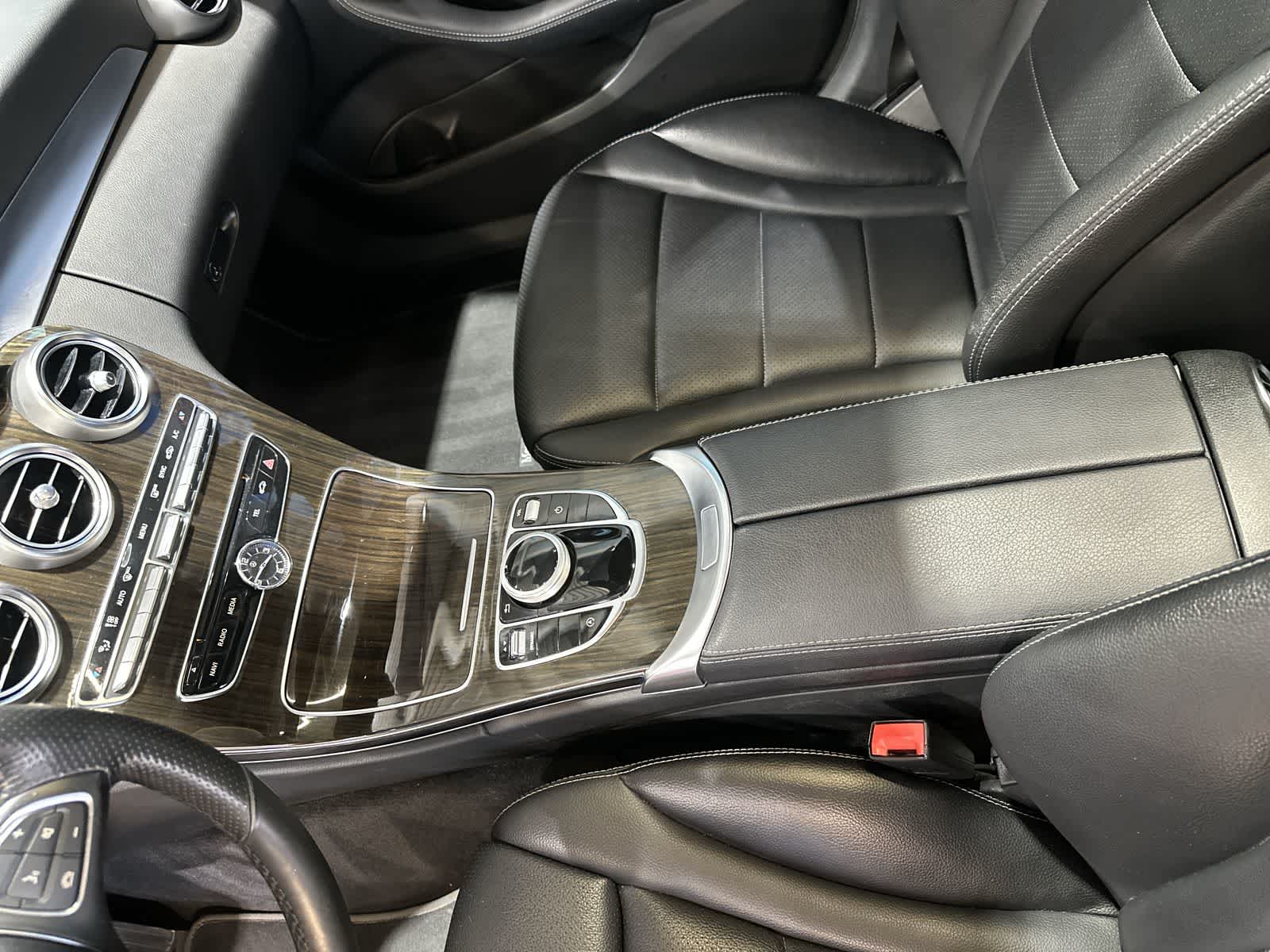 Thumbnail: 2018 Mercedes-Benz C-Class - 28