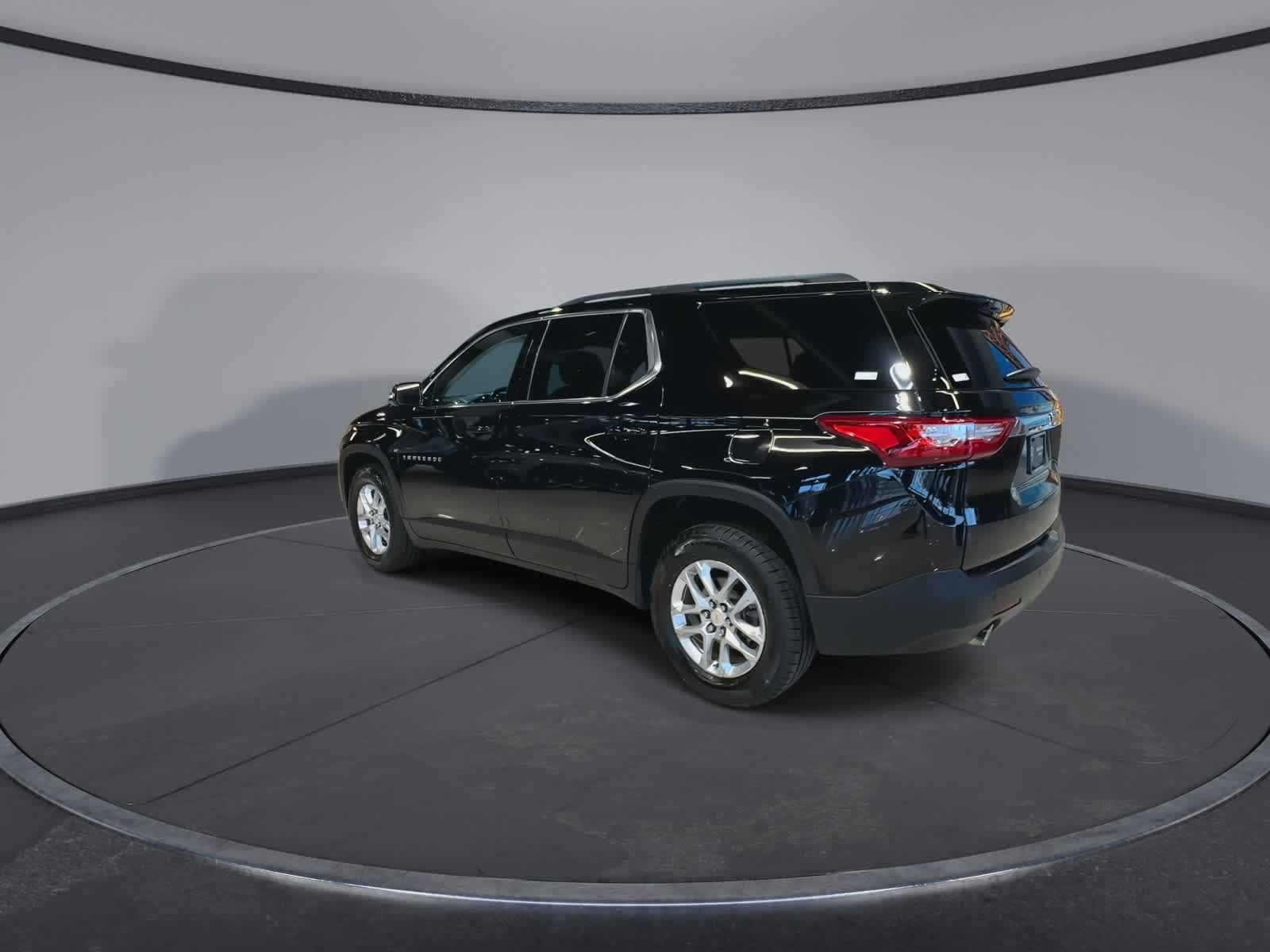 Thumbnail: 2019 Chevrolet Traverse - 8