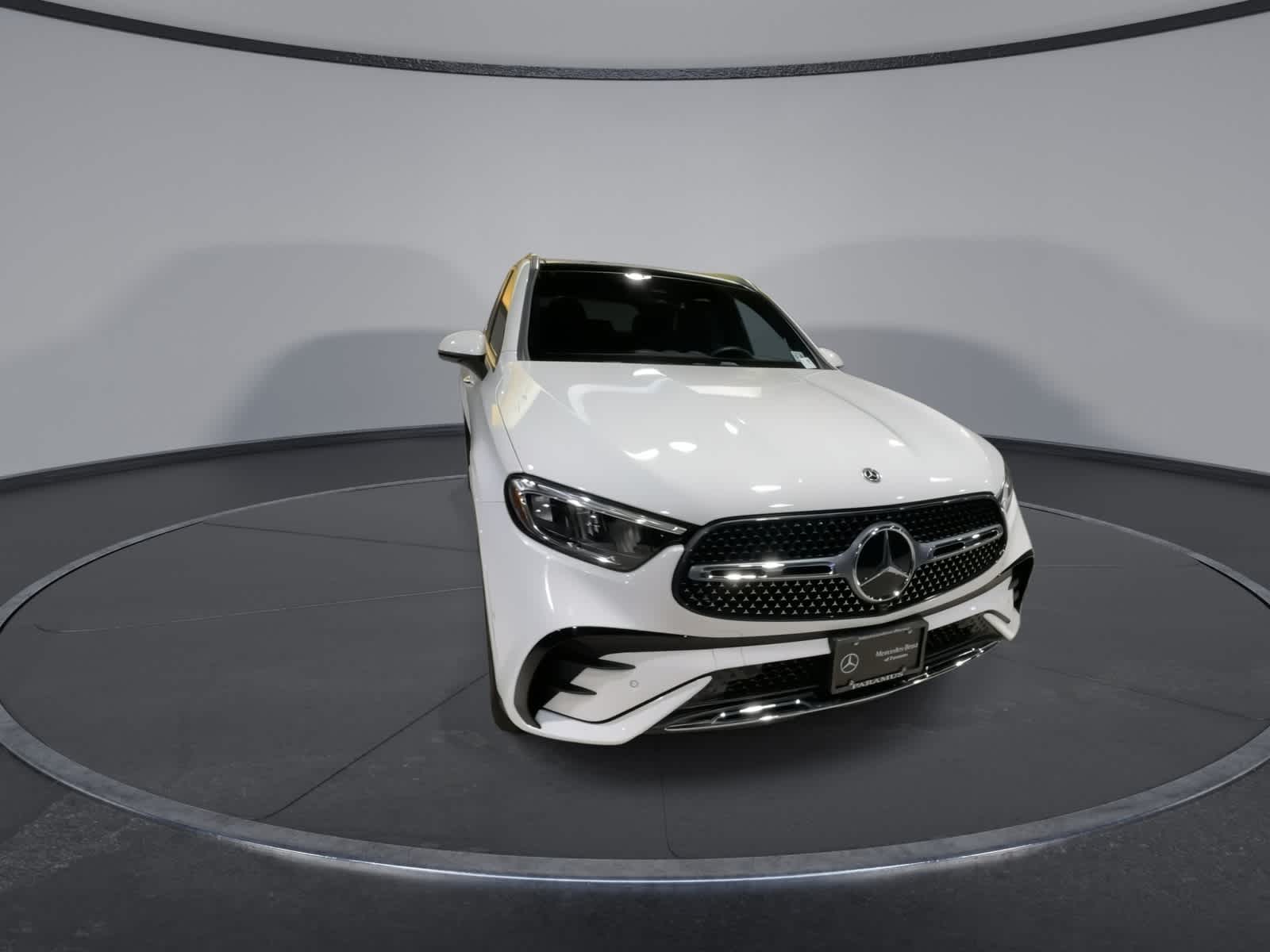 Thumbnail: 2025 Mercedes-Benz GLC - 3