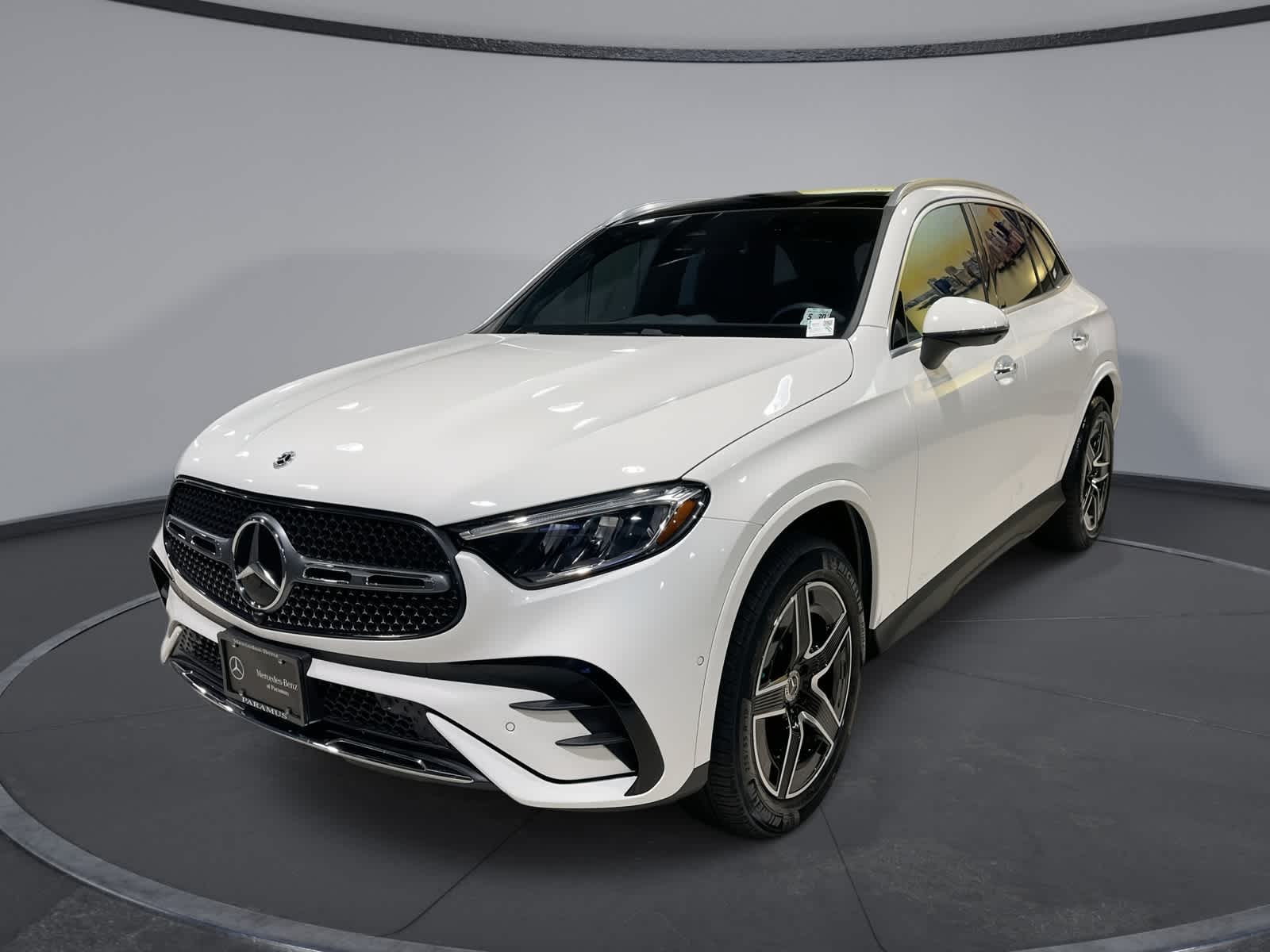 Thumbnail: 2025 Mercedes-Benz GLC - 1