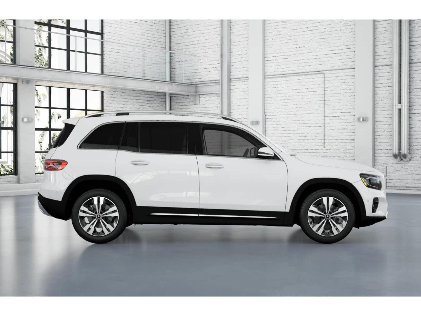 Thumbnail: 2026 Mercedes-Benz GLB - 2