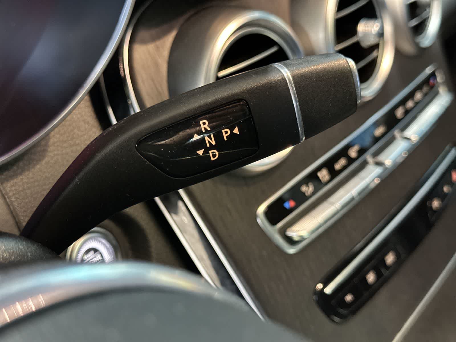 Thumbnail: 2020 Mercedes-Benz GLC - 29