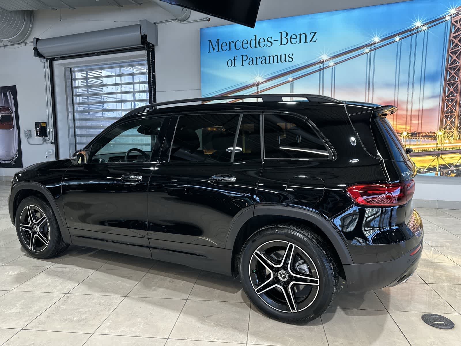 Thumbnail: 2025 Mercedes-Benz GLB - 16