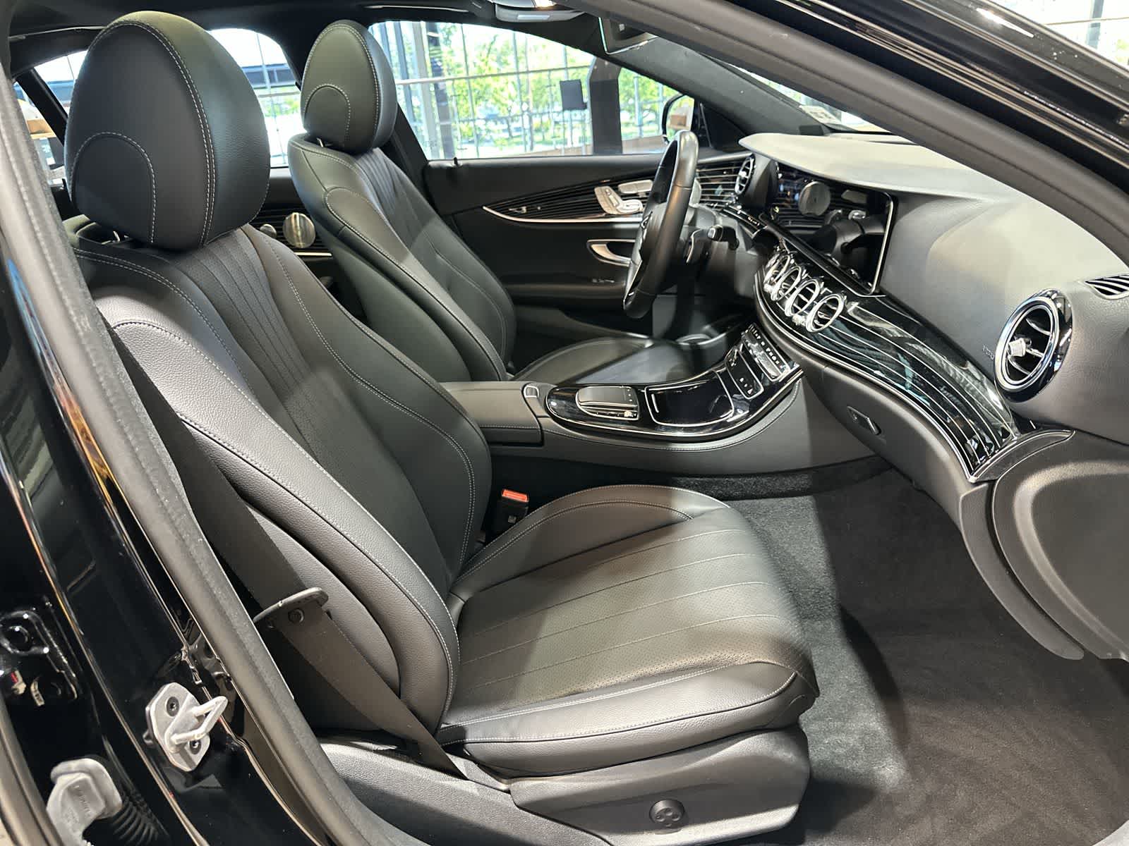 Thumbnail: 2023 Mercedes-Benz E-Class - 26