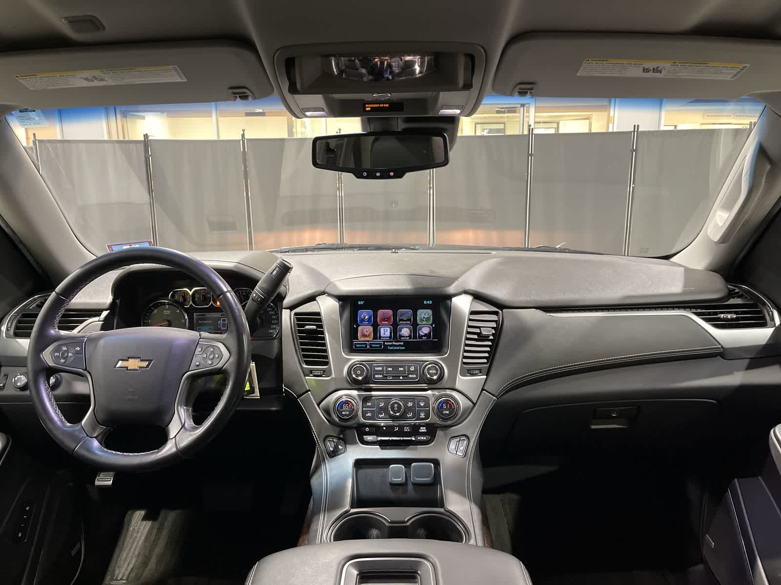 Thumbnail: 2016 Chevrolet Suburban - 22