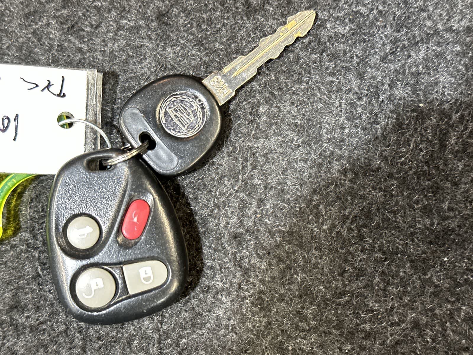 Thumbnail: 2003 Cadillac DeVille - 32