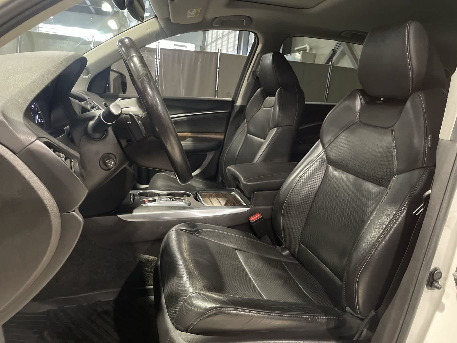 Thumbnail: 2019 Acura MDX - 23