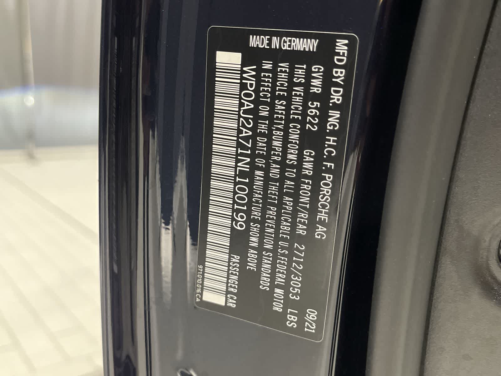 Thumbnail: 2022 Porsche Panamera - 33