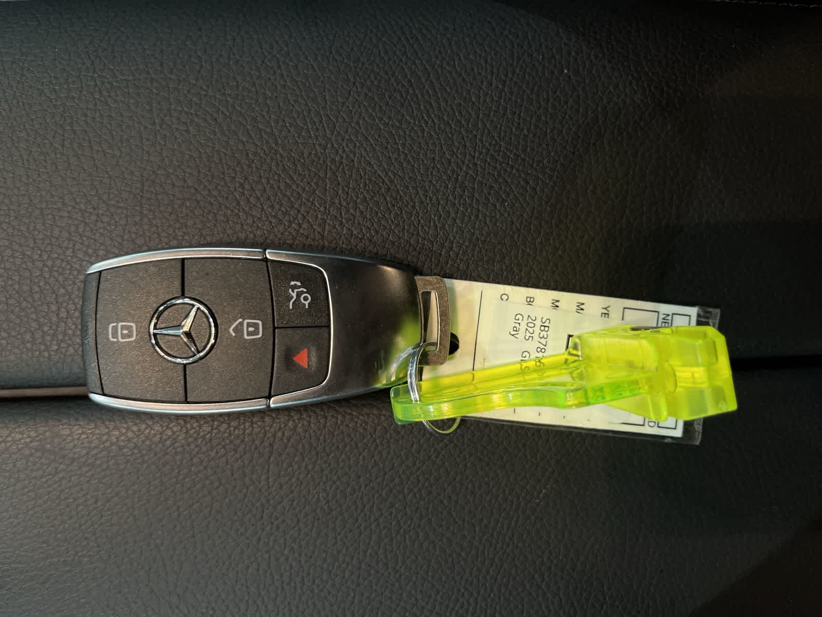 Thumbnail: 2025 Mercedes-Benz GLS - 32