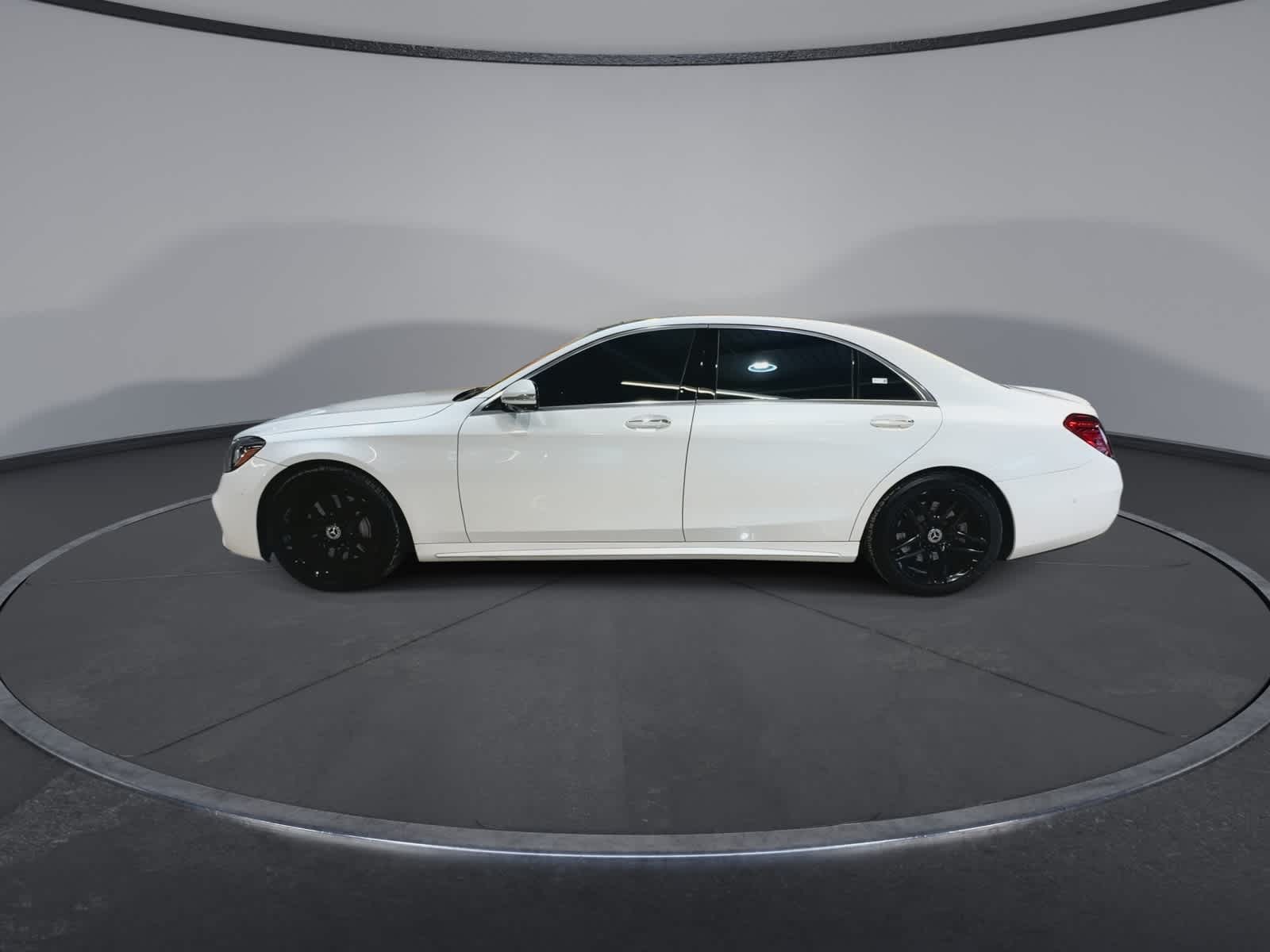 Thumbnail: 2019 Mercedes-Benz S-Class - 7