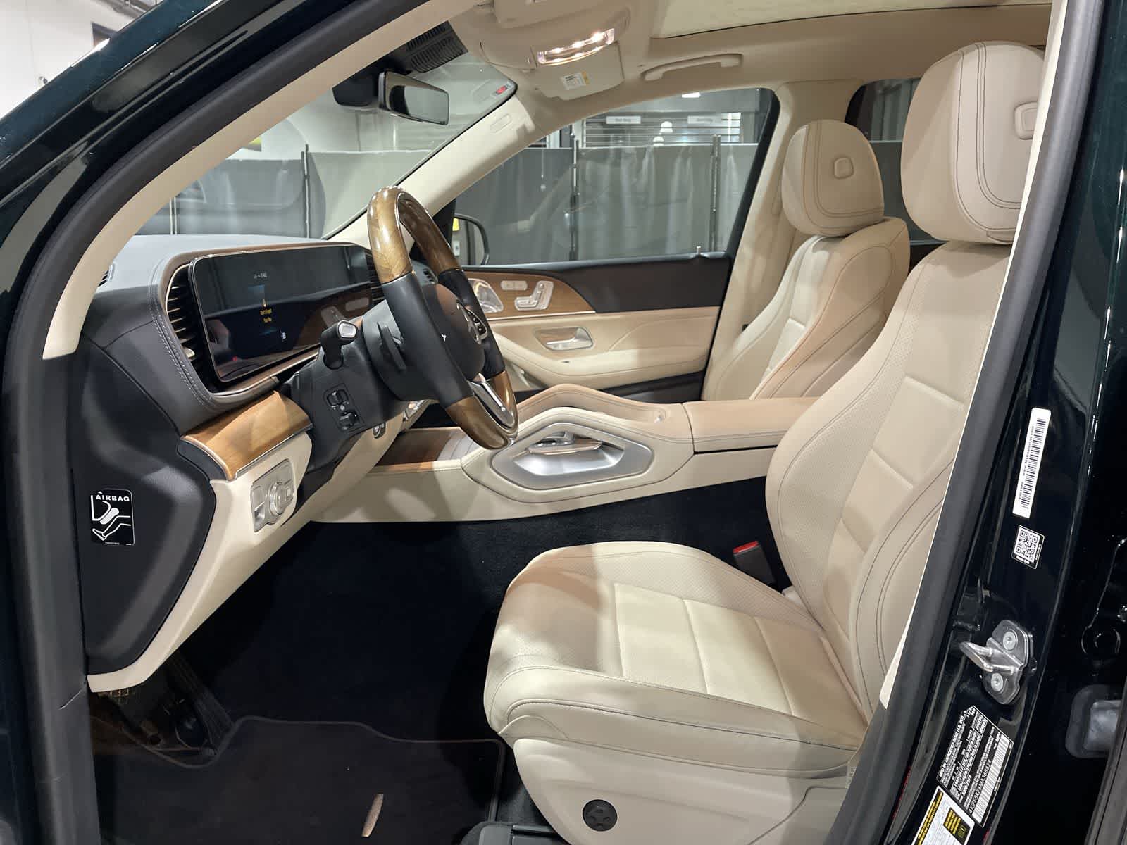 Thumbnail: 2021 Mercedes-Benz GLS - 14