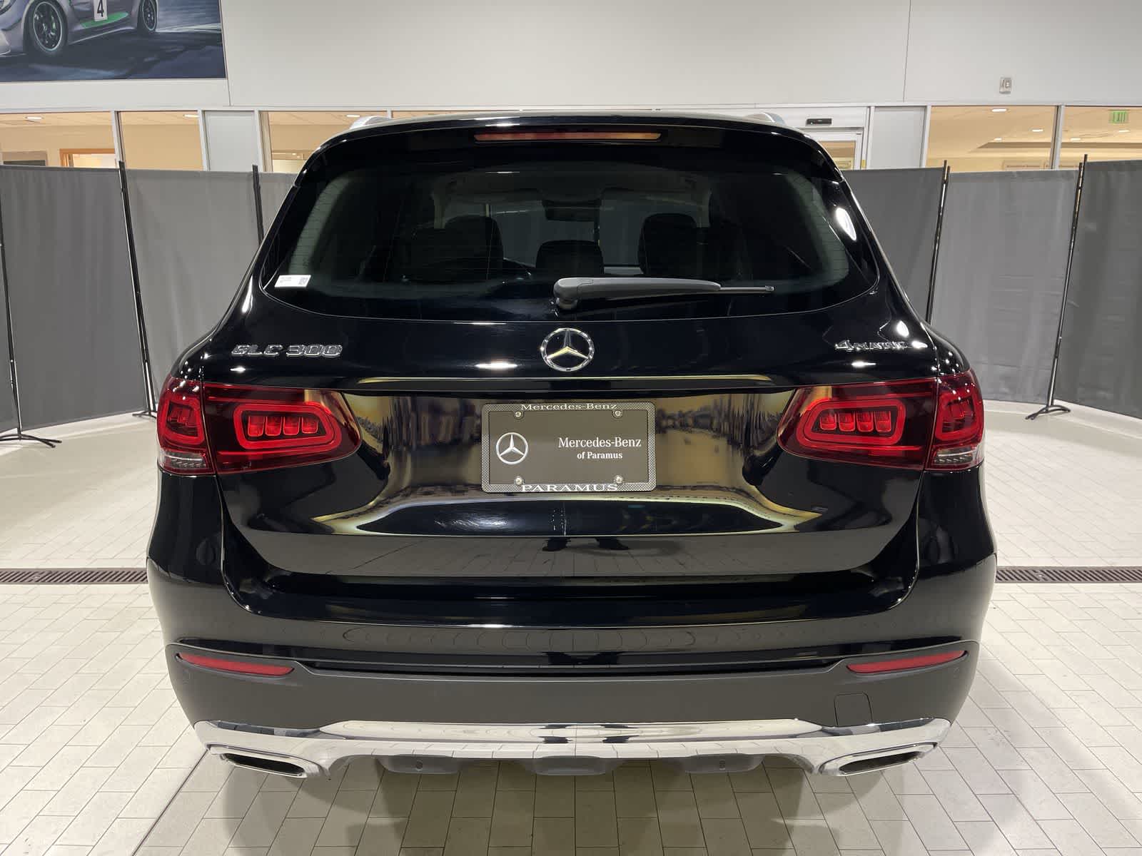 Thumbnail: 2022 Mercedes-Benz GLC - 17