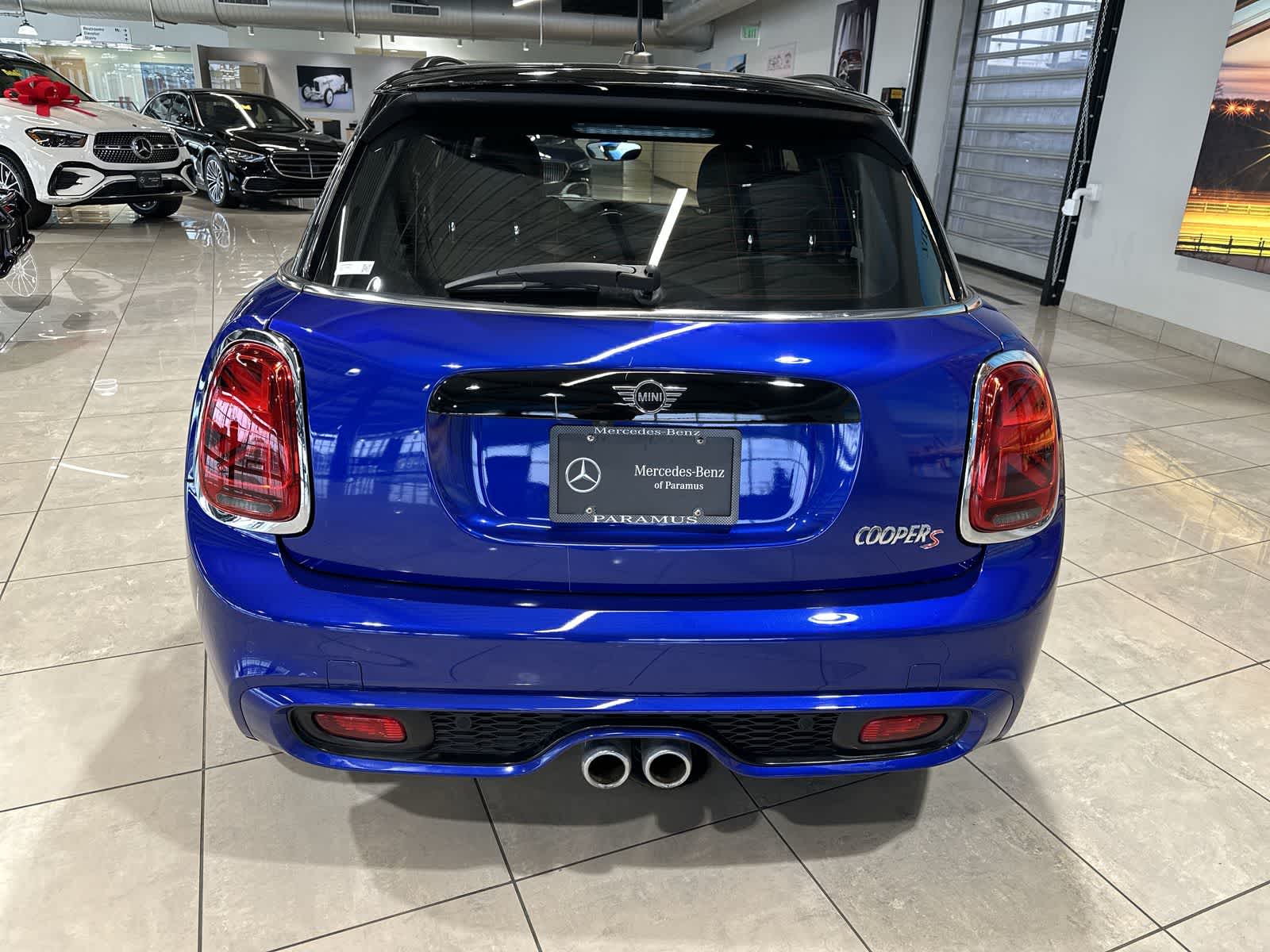 Thumbnail: 2021 MINI Cooper Hardtop - 17