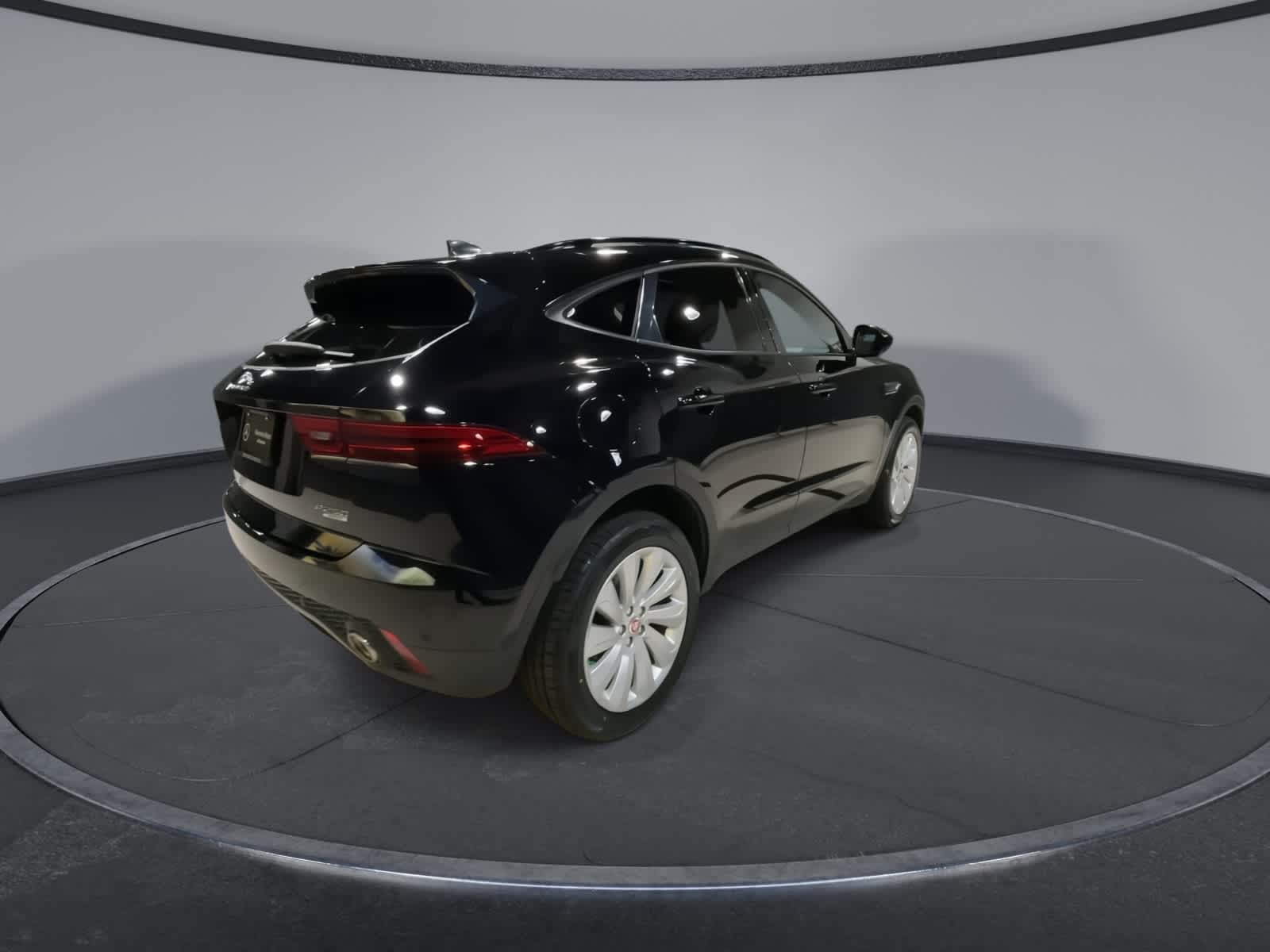 Thumbnail: 2020 Jaguar E-Pace - 11