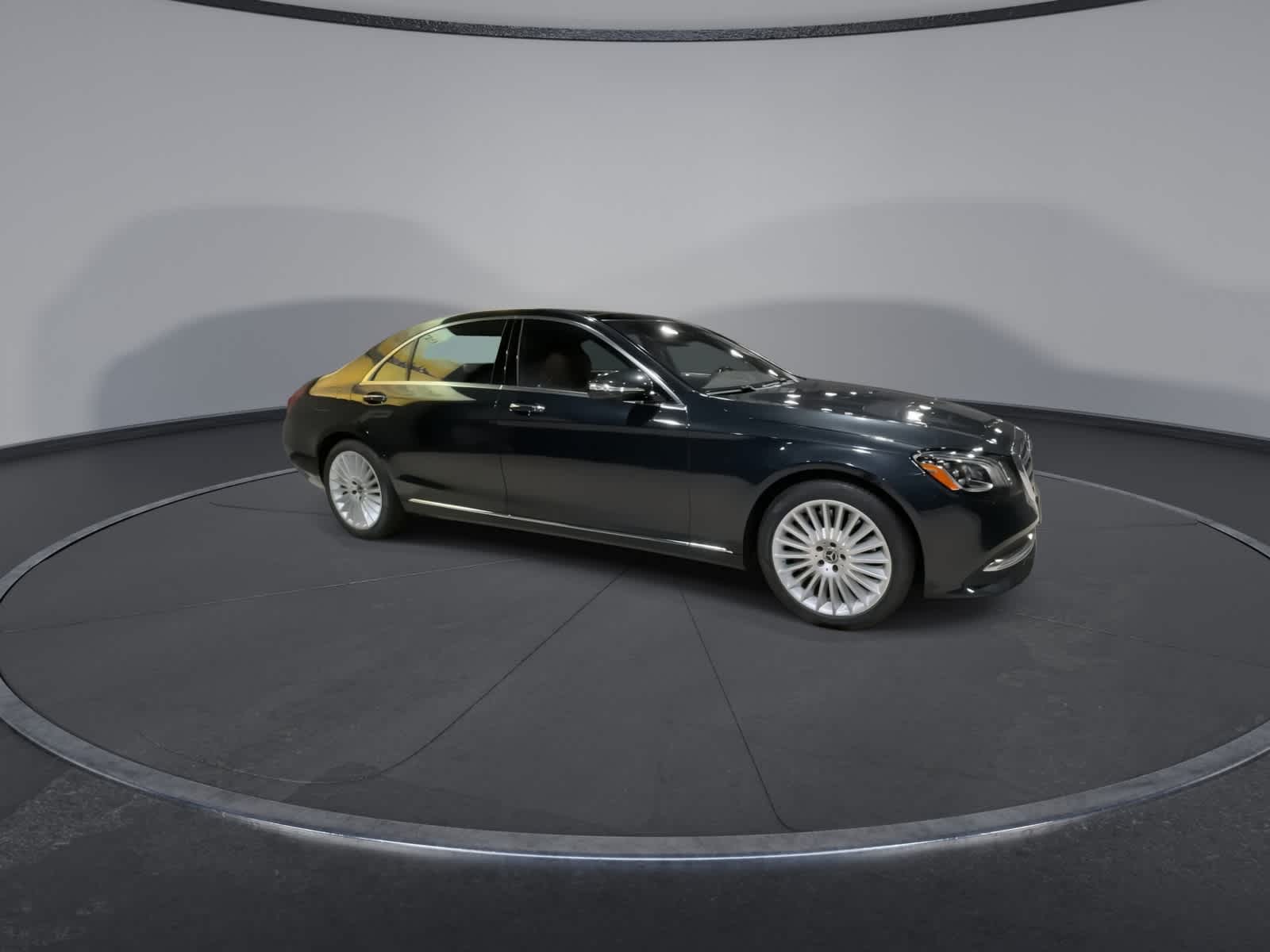 2020 Mercedes Benz S 560 4MATIC photo 2