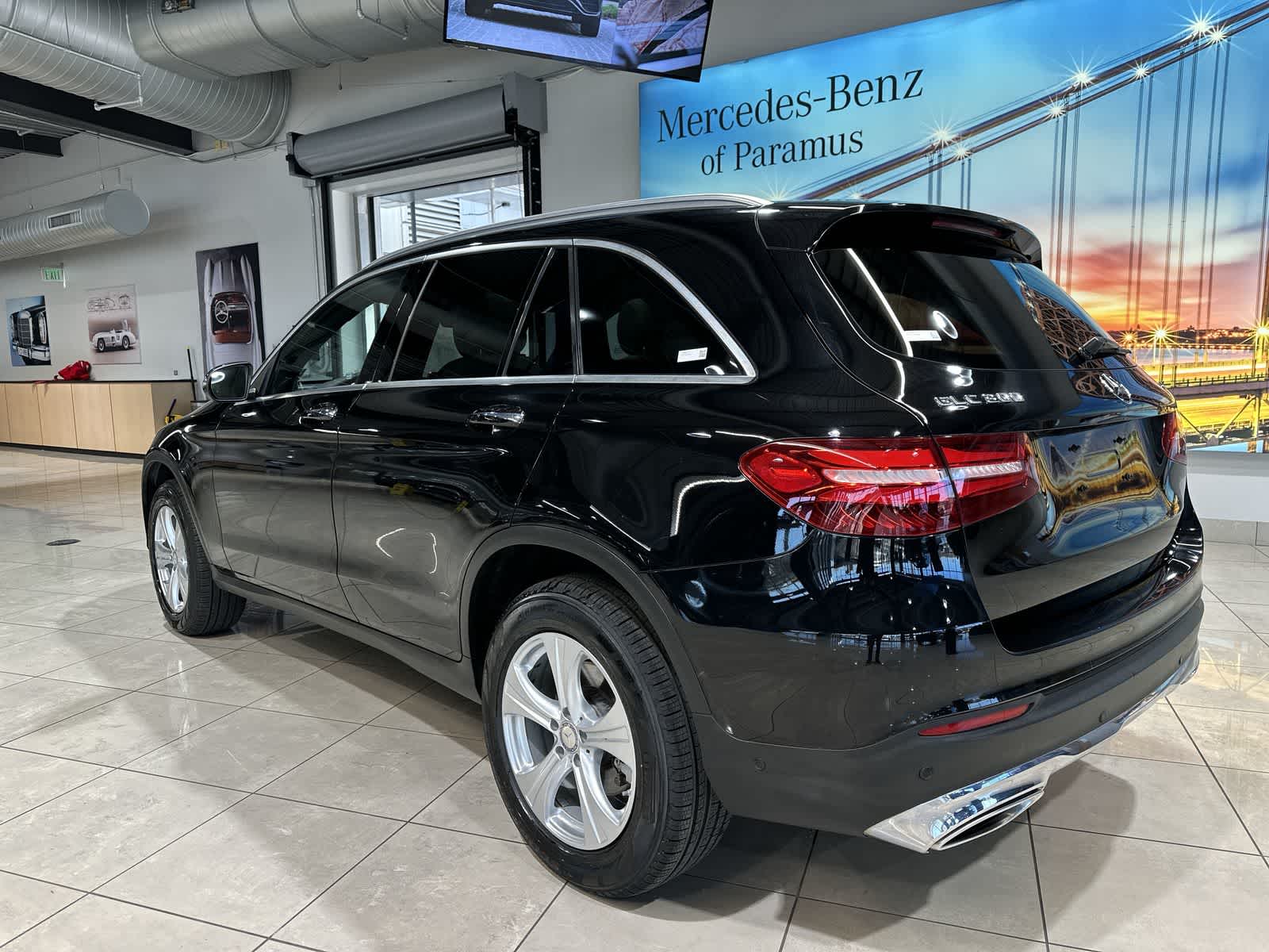 Thumbnail: 2017 Mercedes-Benz GLC - 16