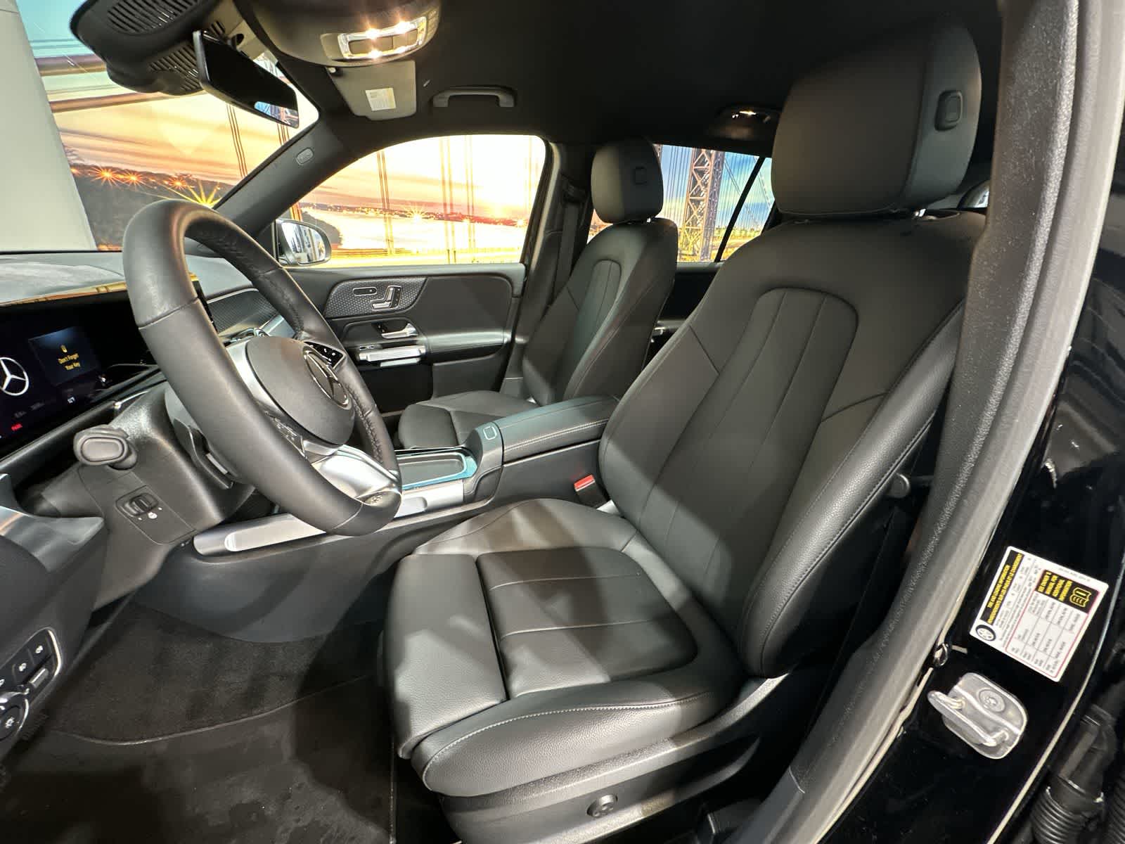 Thumbnail: 2025 Mercedes-Benz GLB - 23