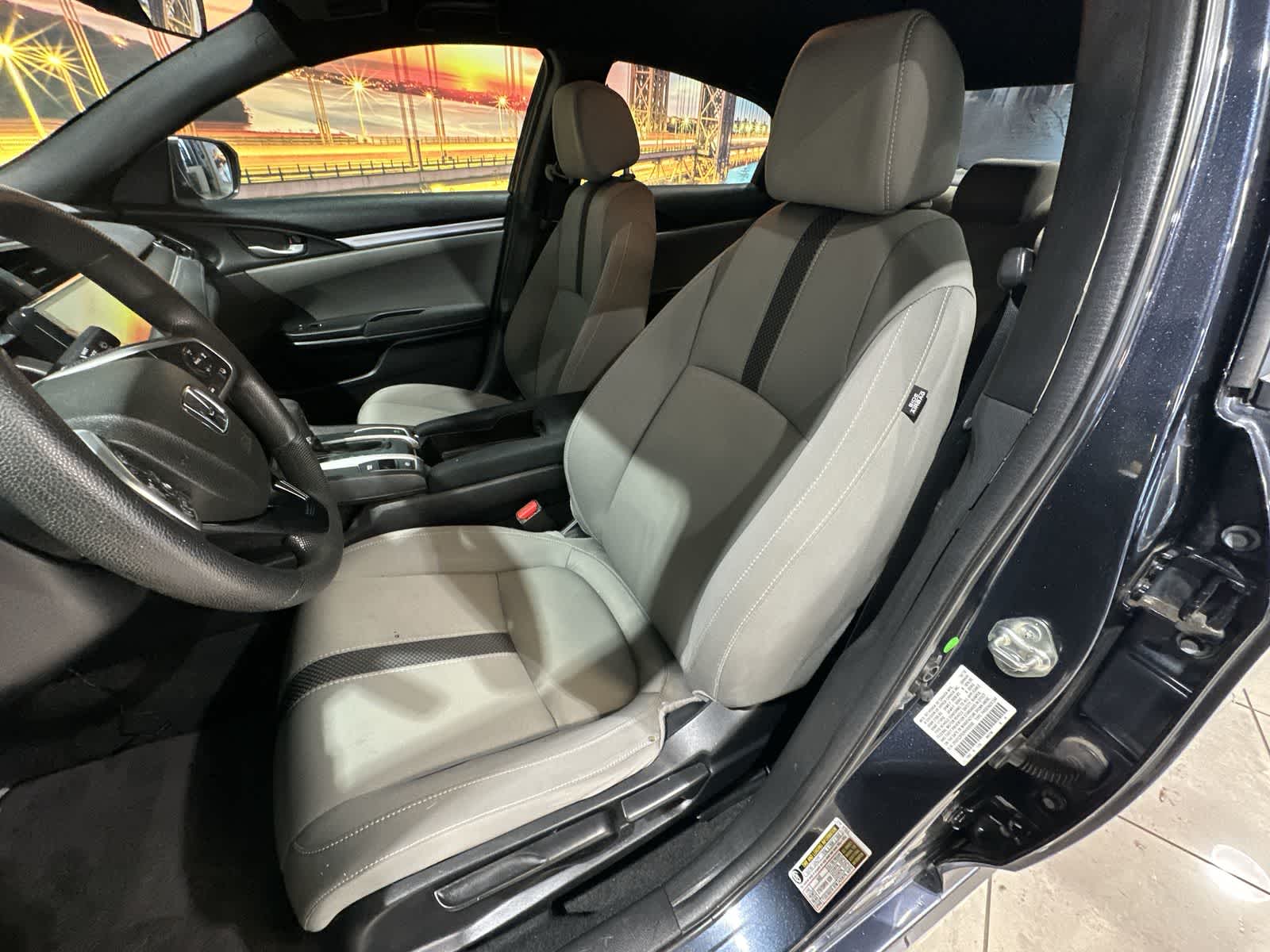 Thumbnail: 2019 Honda Civic - 23