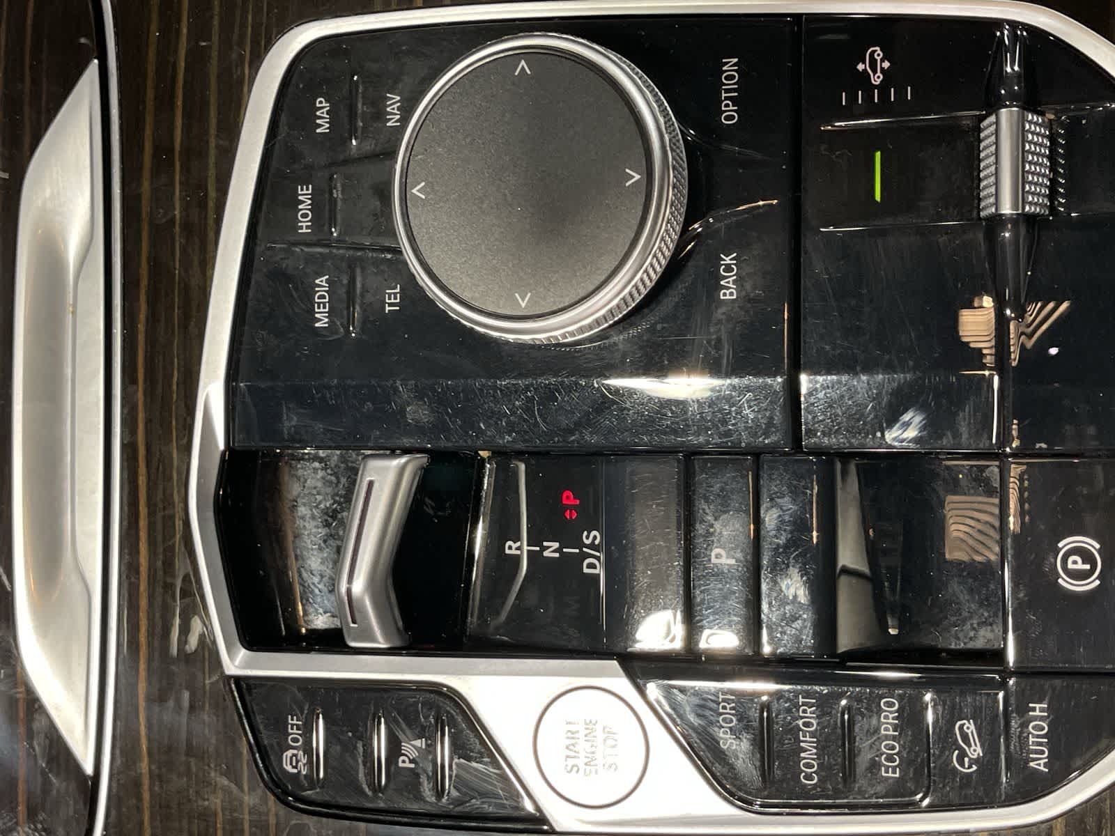 Thumbnail: 2023 BMW X7 - 29