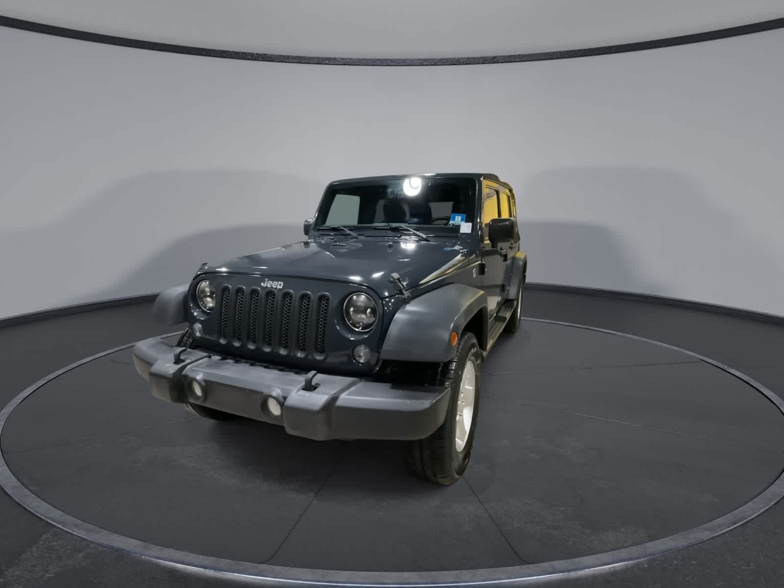Thumbnail: 2016 Jeep Wrangler - 5
