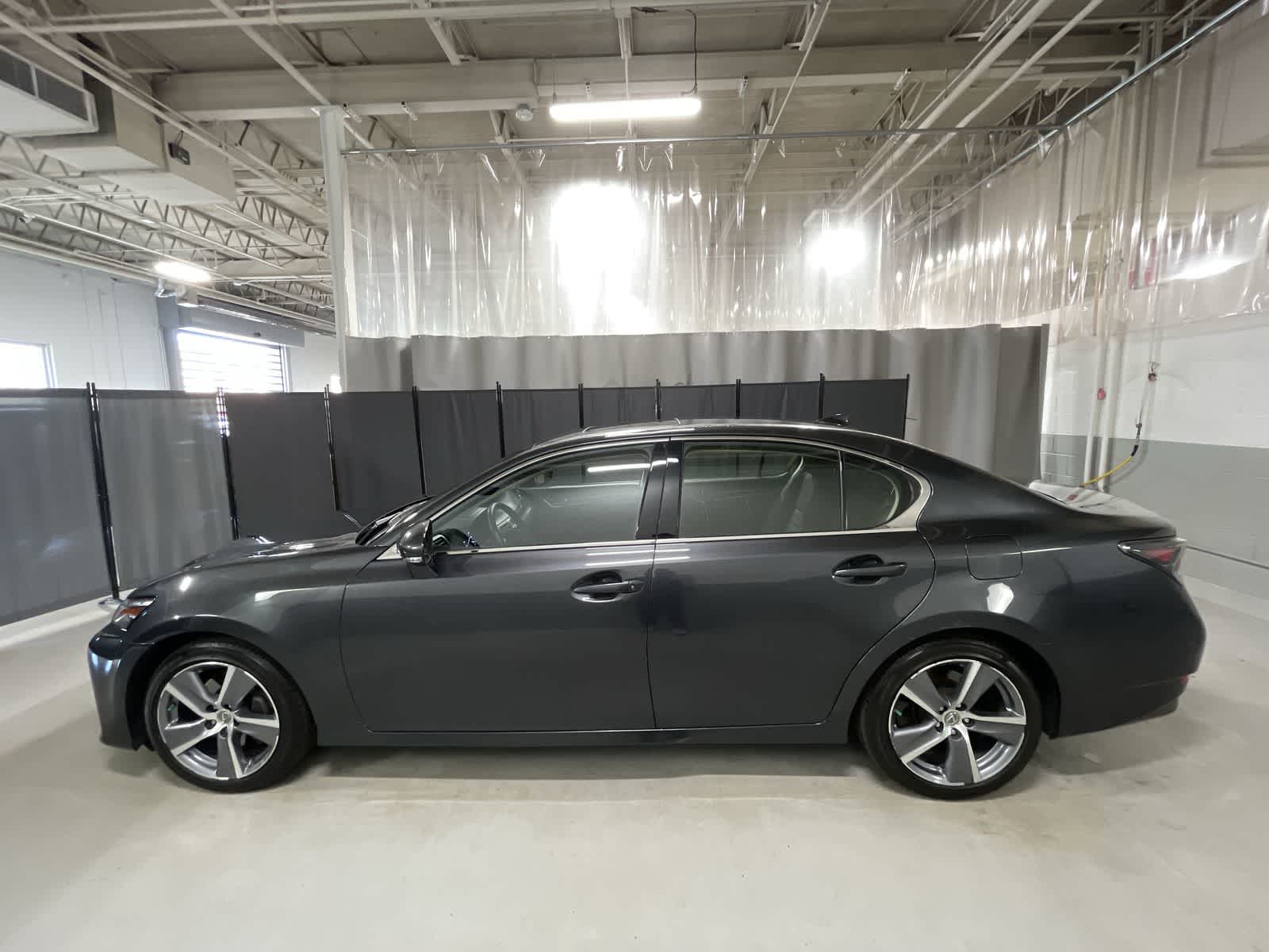 Thumbnail: 2018 Lexus GS - 15