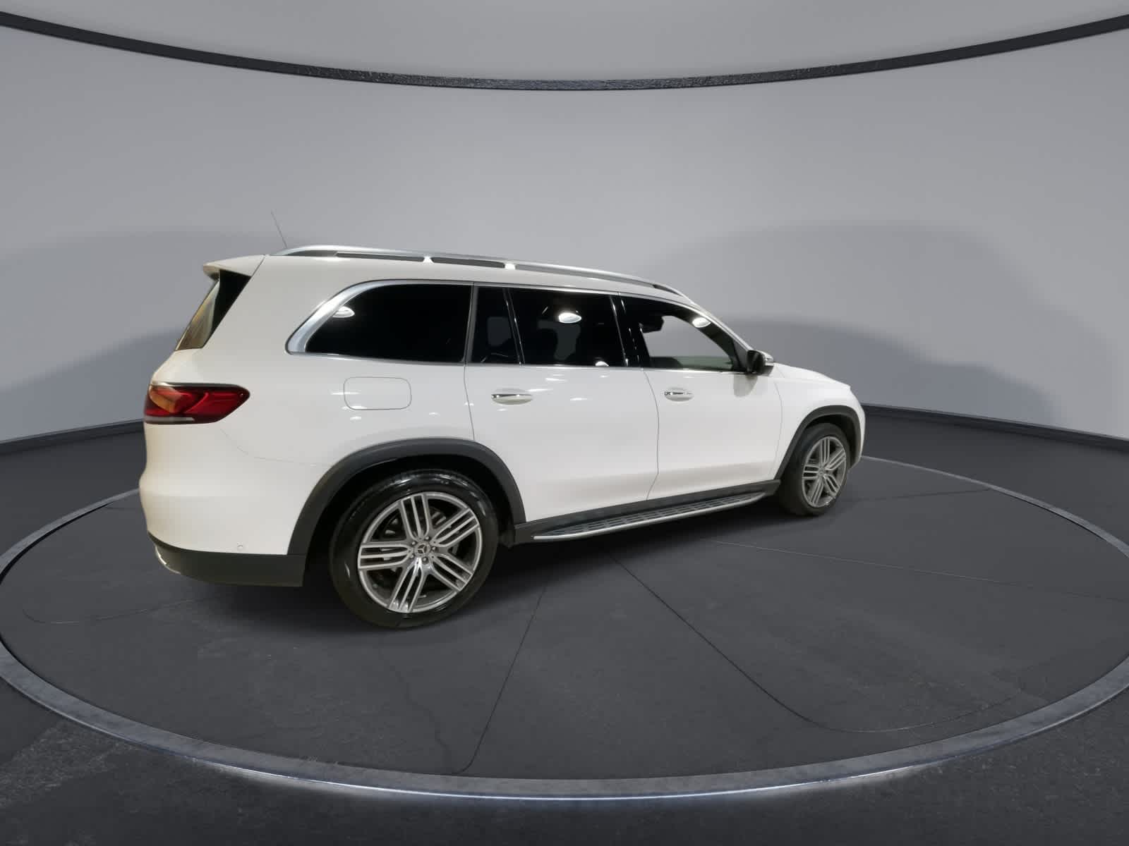 Thumbnail: 2023 Mercedes-Benz GLS - 12
