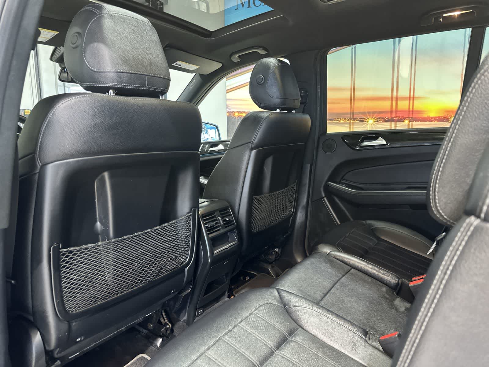 Thumbnail: 2019 Mercedes-Benz GLS - 24