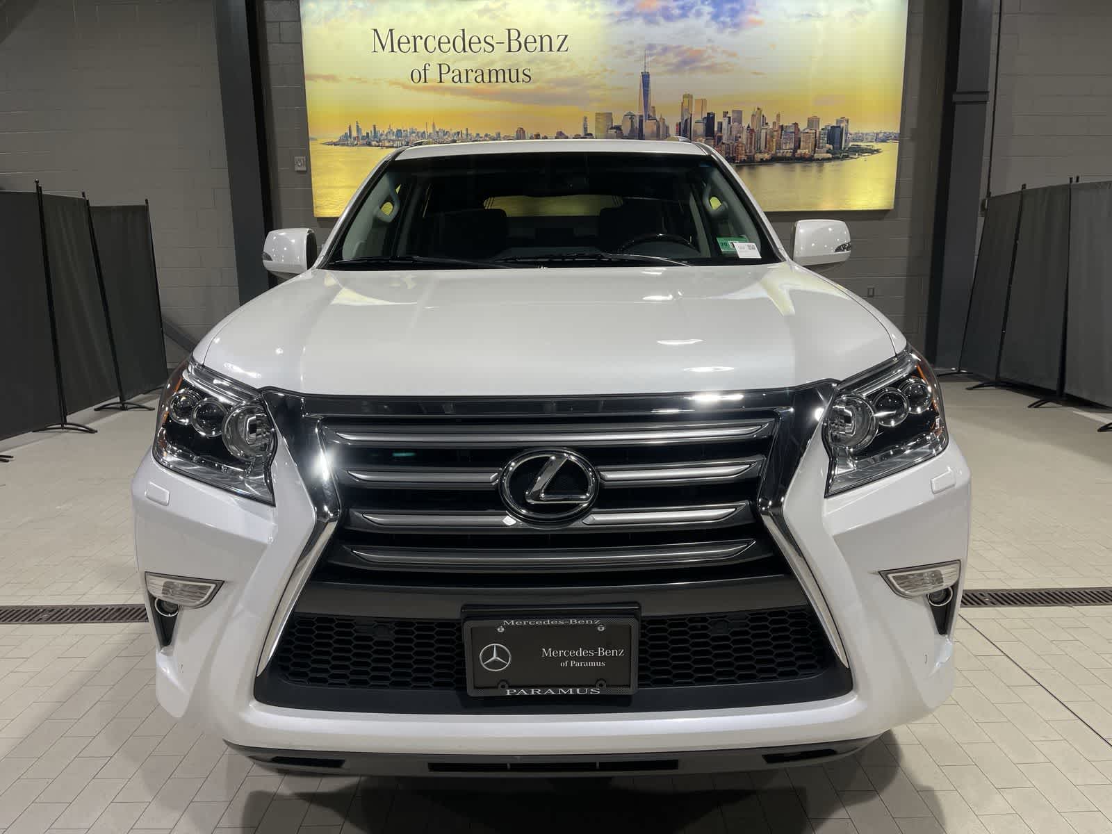 Thumbnail: 2019 Lexus GX - 18