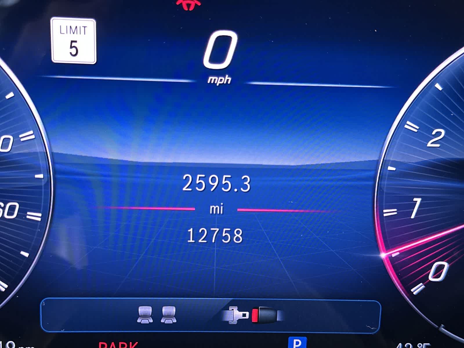 Thumbnail: 2025 Mercedes-Benz CLE - 30