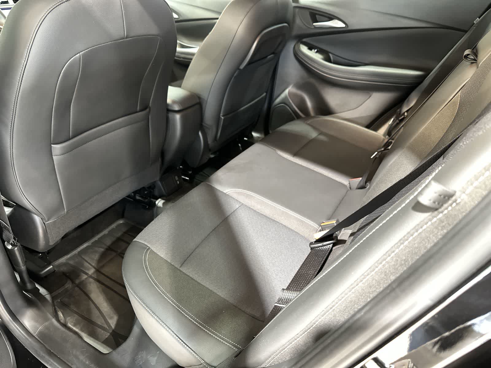Thumbnail: 2020 Buick Encore GX - 24
