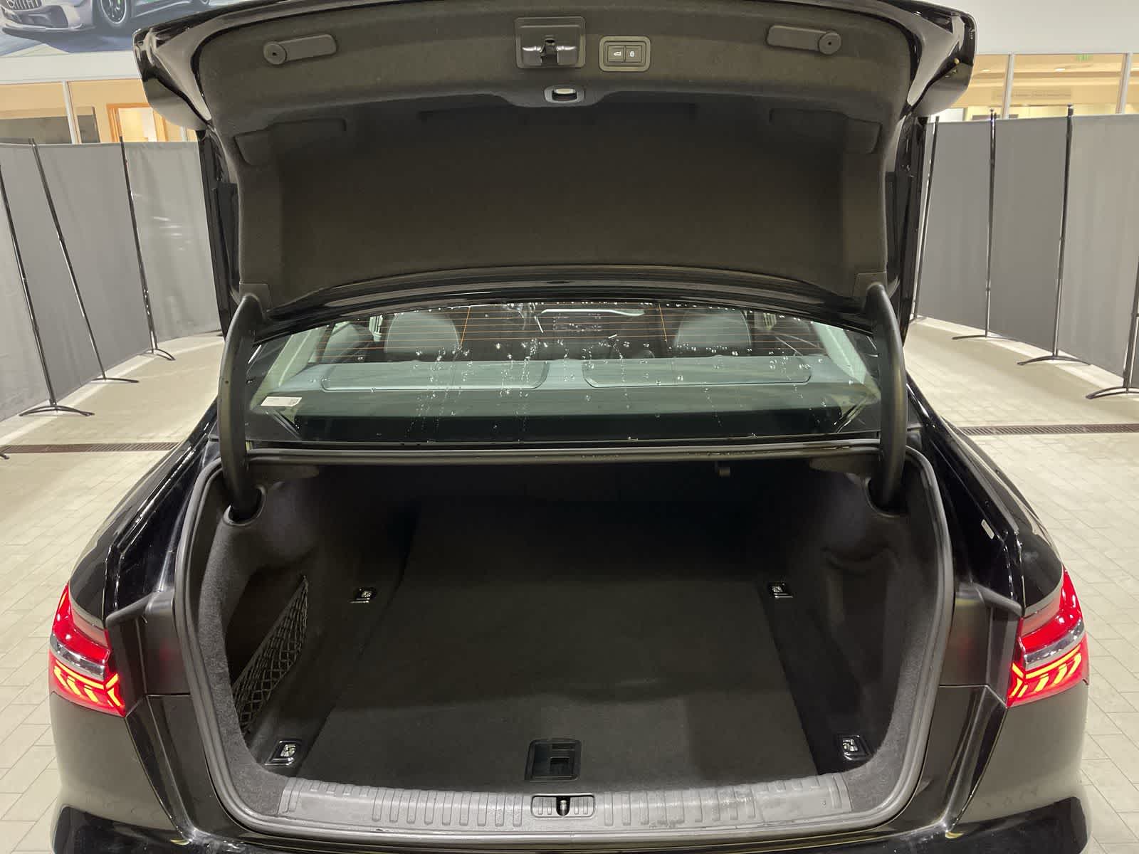 Thumbnail: 2019 Audi A6 - 31