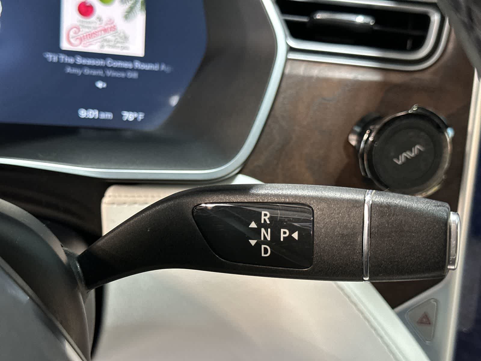 Thumbnail: 2016 Tesla Model X - 28