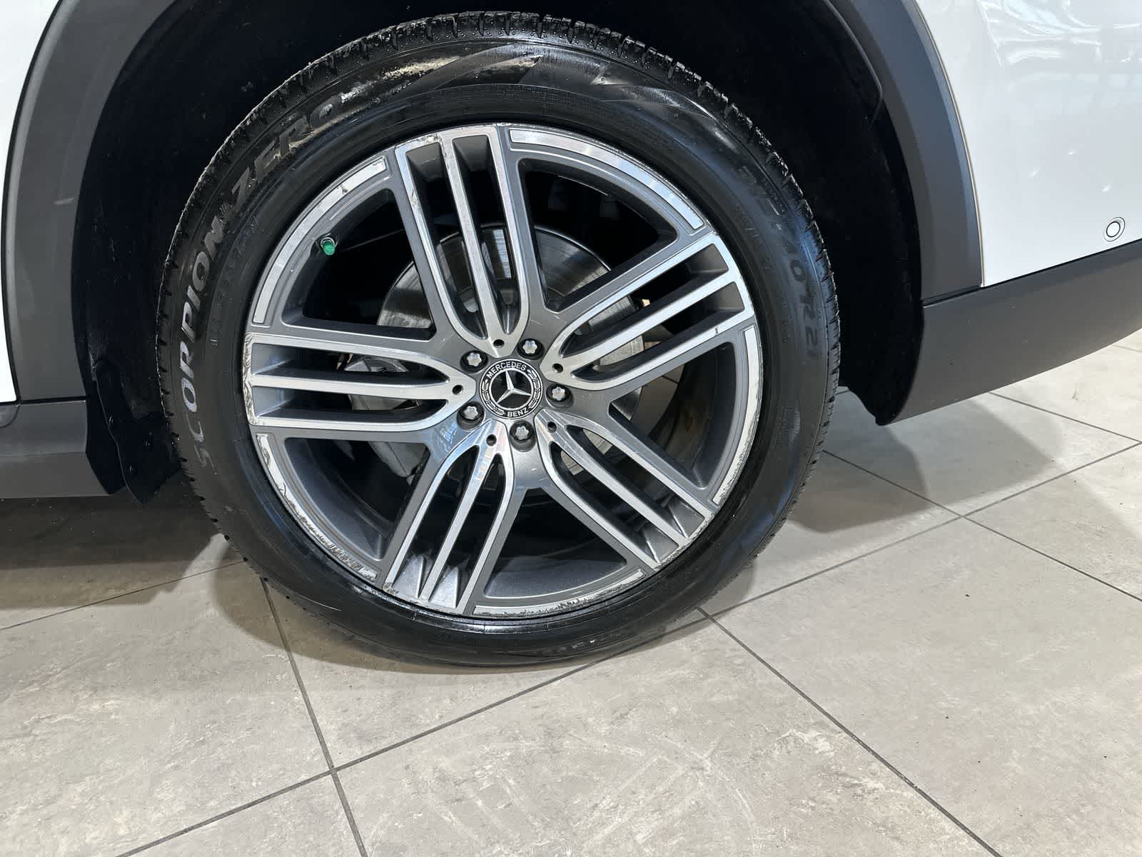 Thumbnail: 2024 Mercedes-Benz GLS - 20