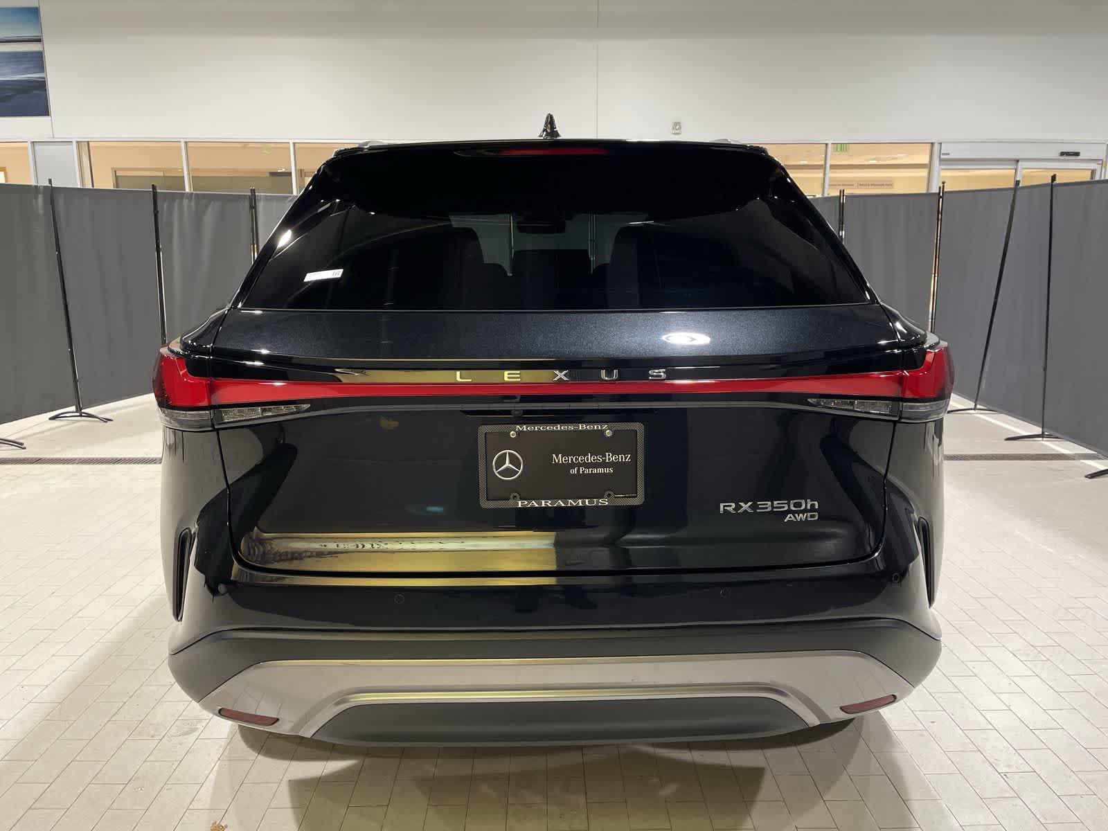 Thumbnail: 2023 Lexus RX - 17