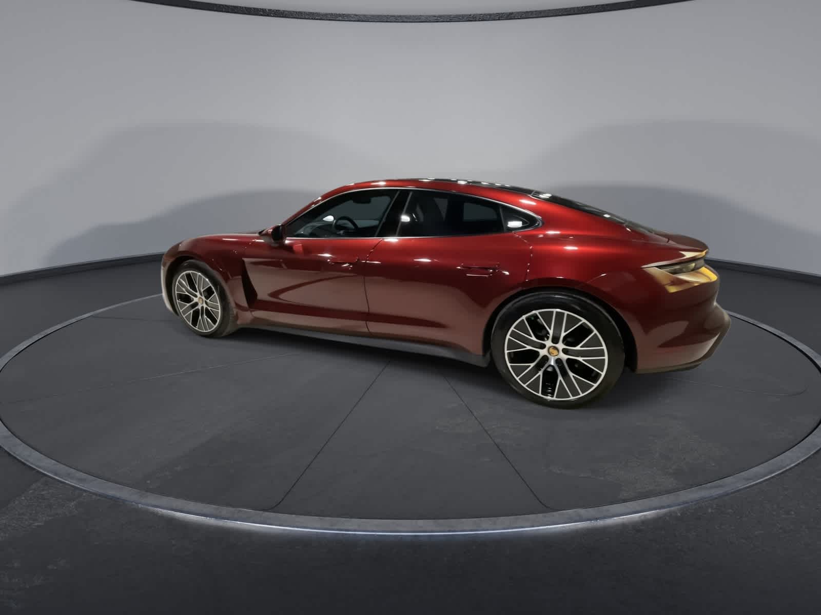 Thumbnail: 2022 Porsche Taycan - 9