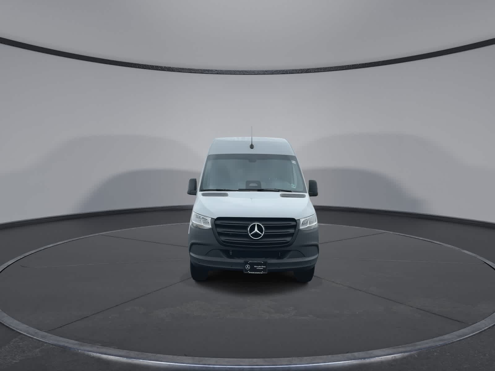 Thumbnail: 2025 Mercedes-Benz Sprinter - 7