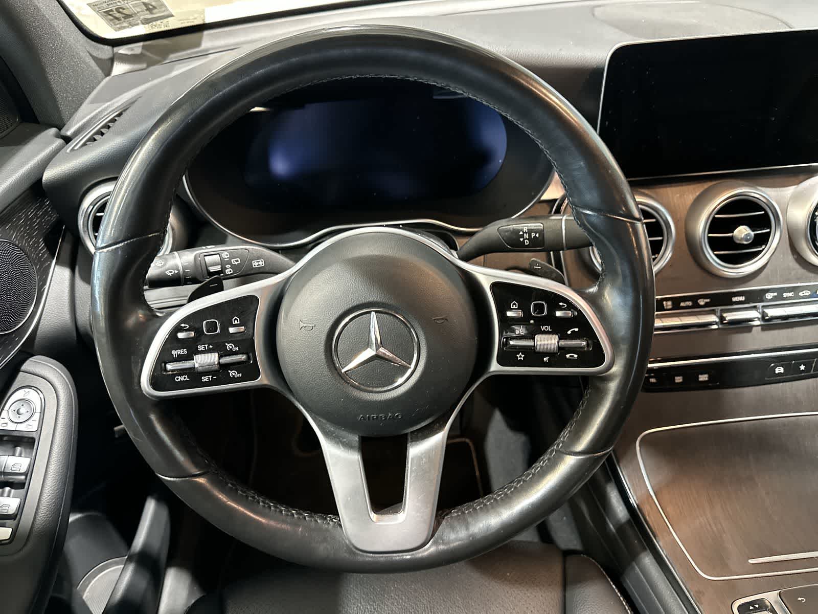 Thumbnail: 2022 Mercedes-Benz GLC - 27